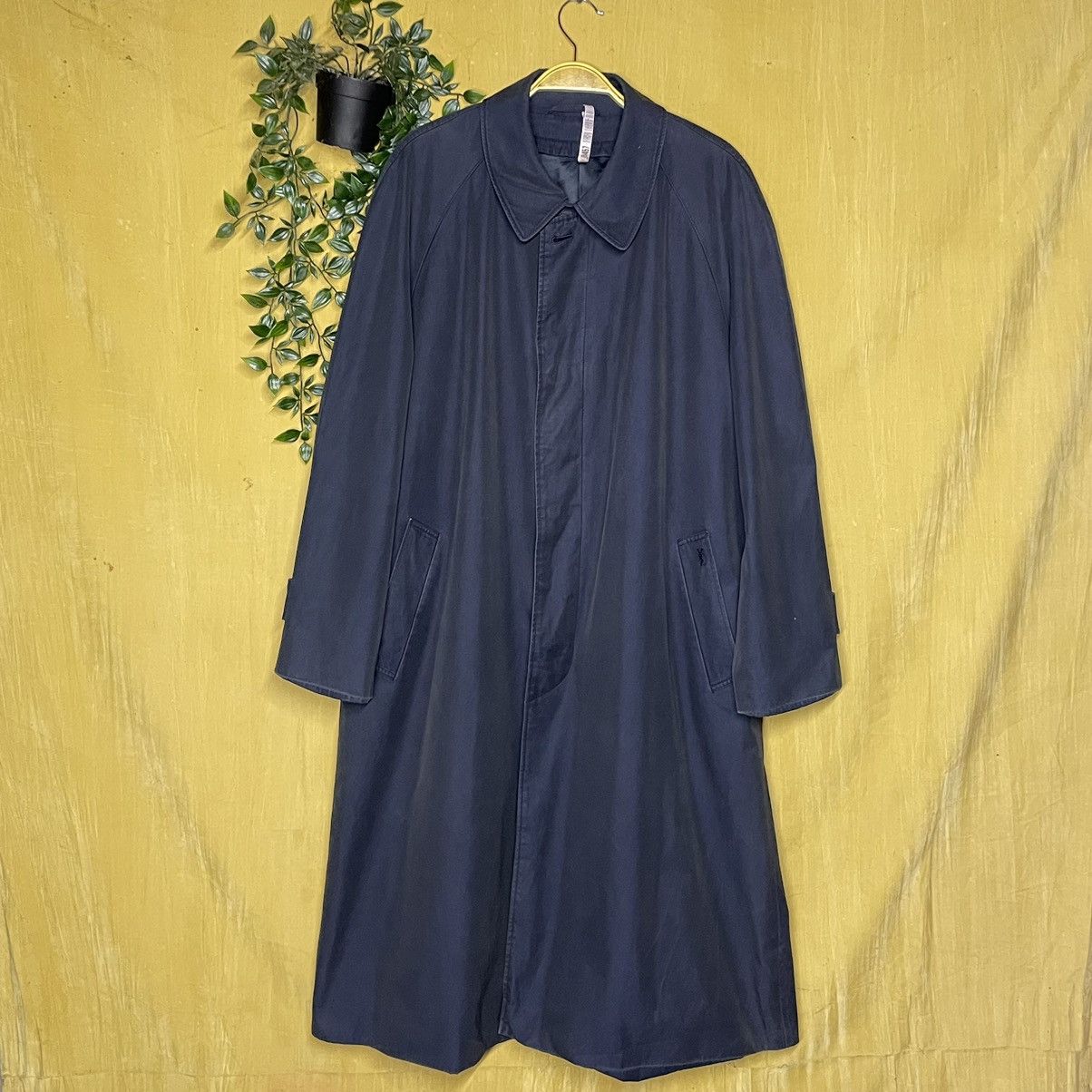 Yves Saint Laurent a98 Vintage Yves Saint Laurent Tranch coats Size US L / EU 52-54 / 3 - 1 Thumbnail