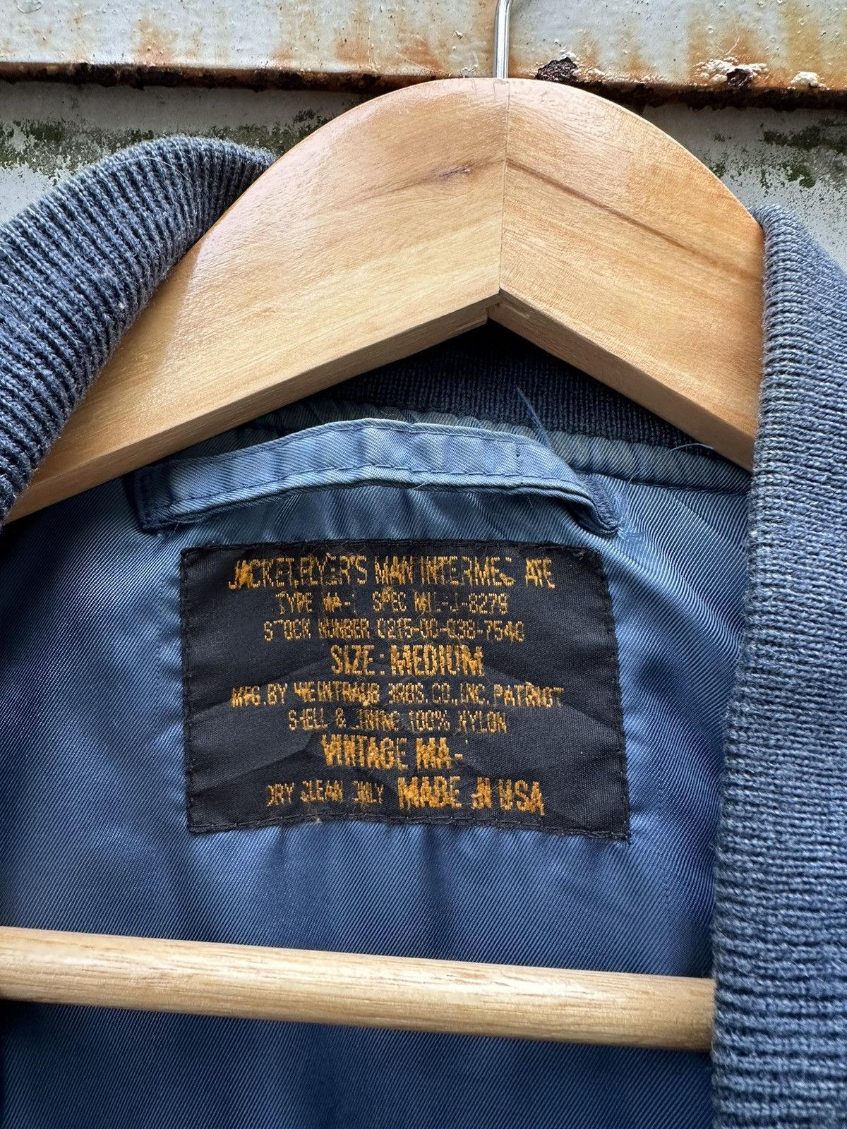 Vintage 🪖Vintage THRASHED MFG USAF Bomber Jacket Size US M / EU 48-50 / 2 - 10 Thumbnail