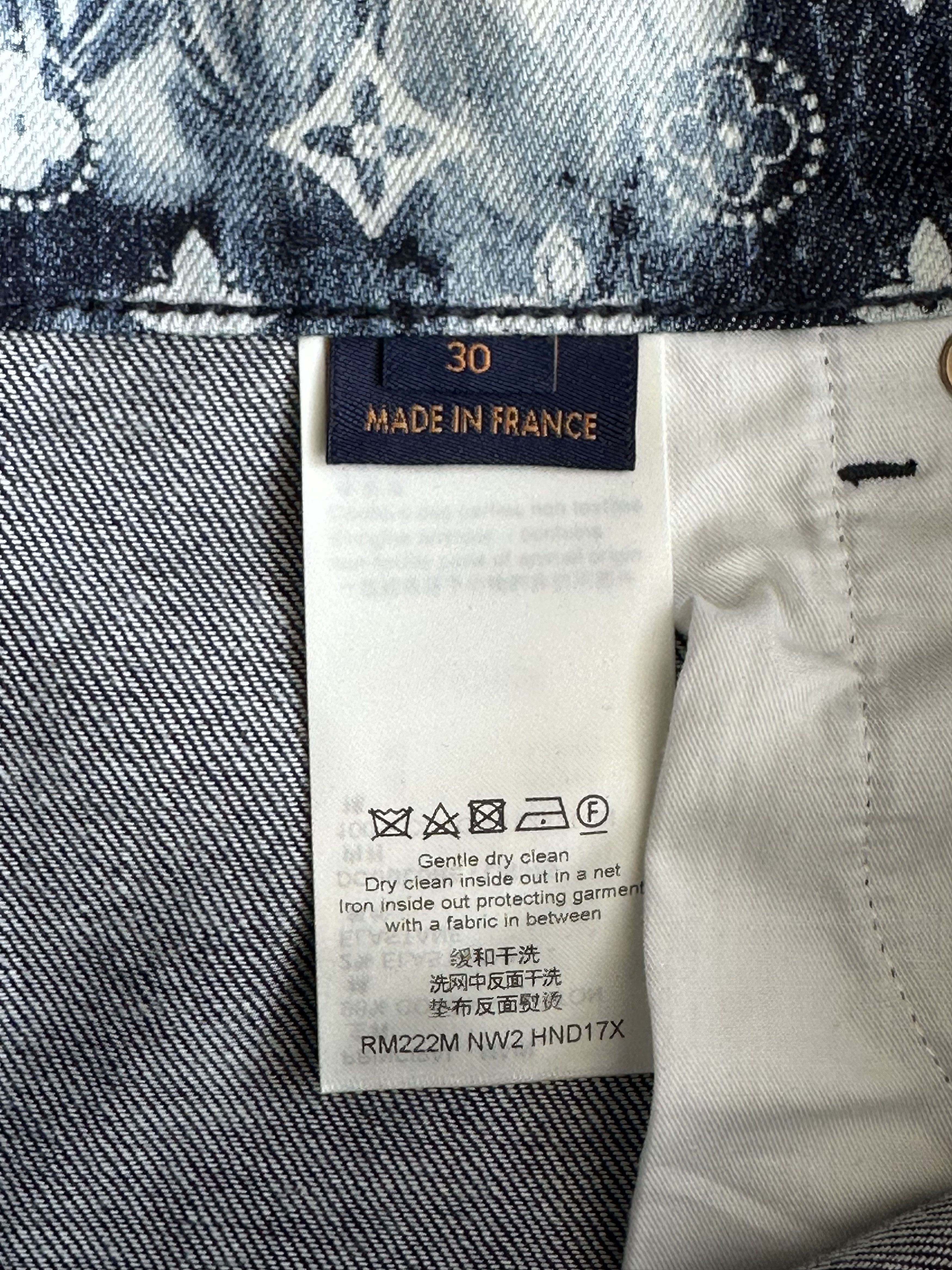 Louis Vuitton Louis Vuitton Blue Bleached Bandana Monogram Denim Shorts Size US 30 / EU 46 - 4 Thumbnail