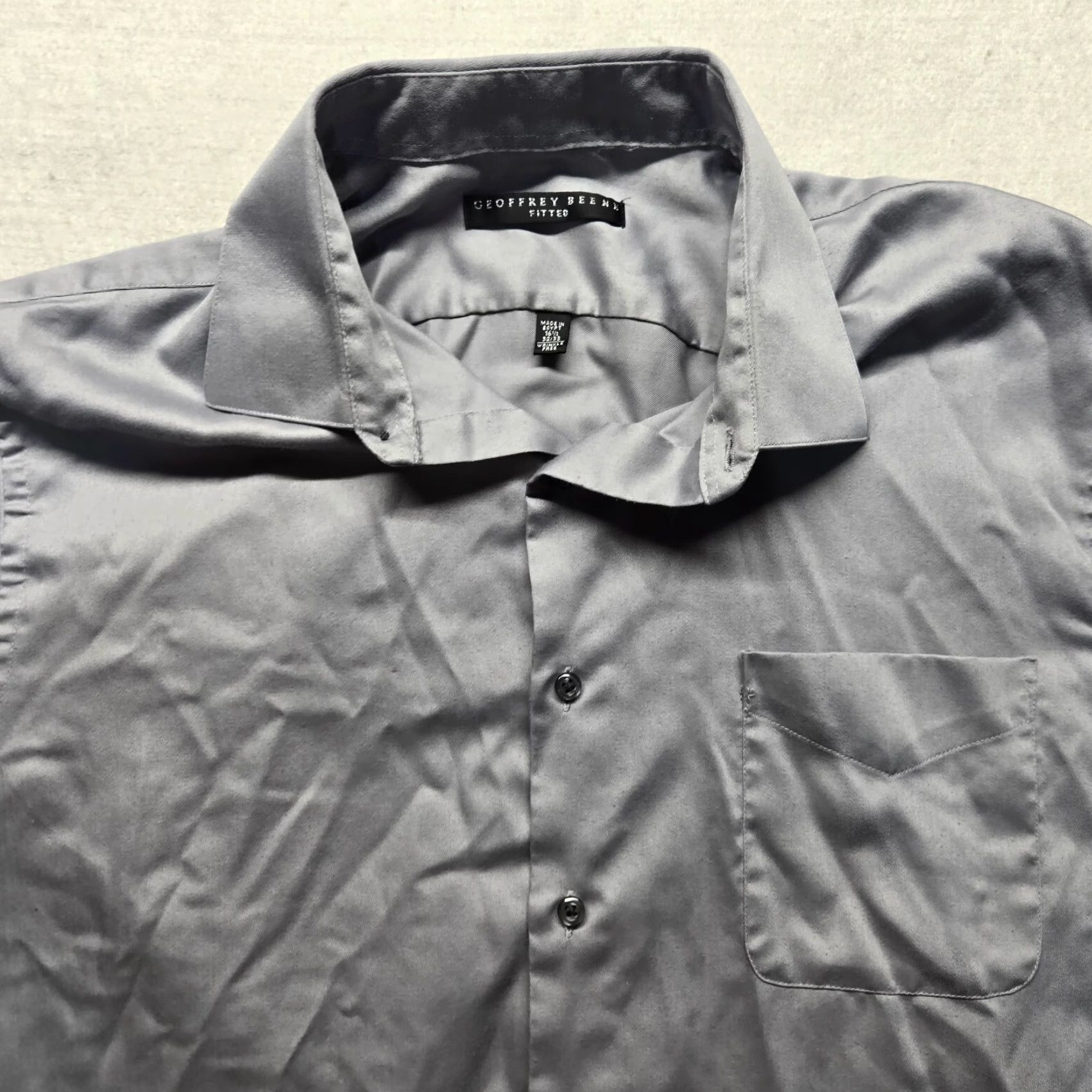 Geoffrey Beene VINTAGE Geoffrey Beene Dress Shirt Long Sleeve Adult Men's Gray 16.5 Wrinkle Resistant Business Formal Classic Fit Size US L / EU 52-54 / 3 - 2 Thumbnail