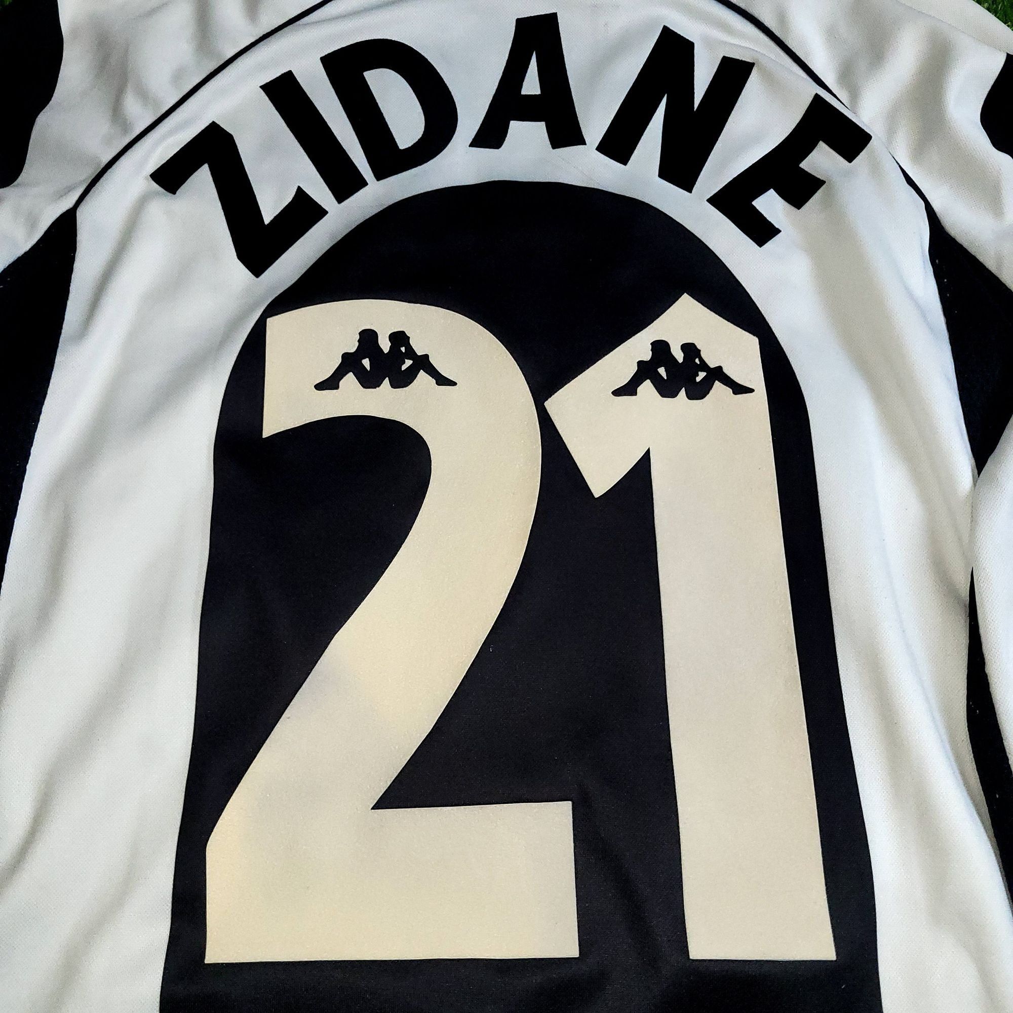 Kappa Zidane Juventus 1997 1998 Long Sleeve Kappa Soccer Jersey L Size US L / EU 52-54 / 3 - 3 Thumbnail