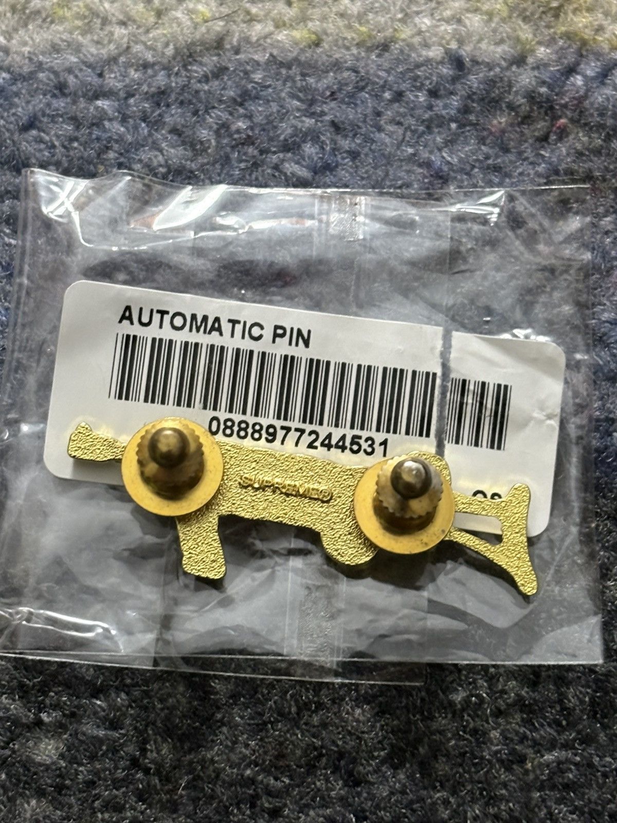 Supreme Supreme Automatic AK47 Gold Pin Size ONE SIZE - 4 Thumbnail