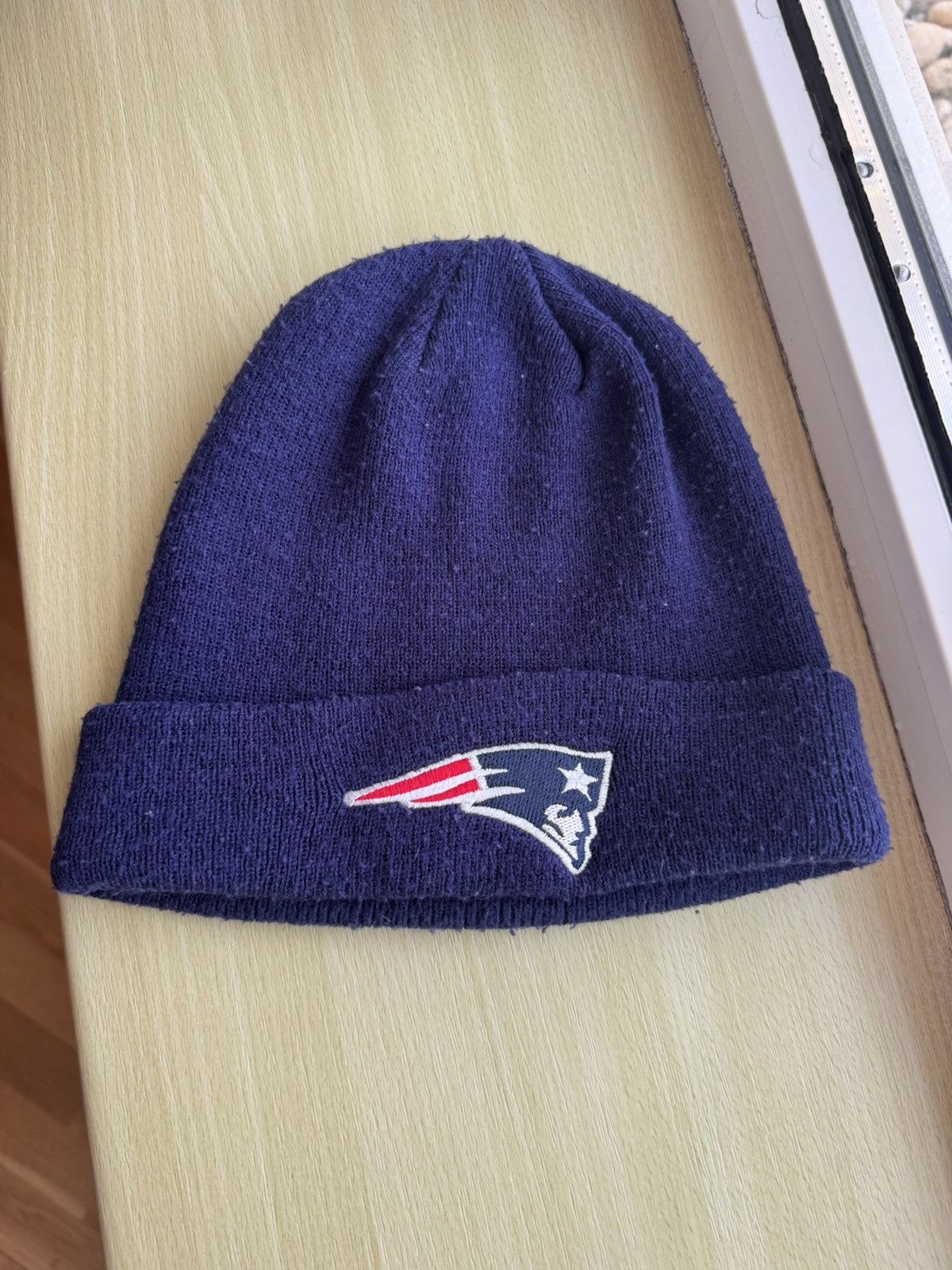NFL NEW ENGLAND PATRIOTS VINTAGE NFL BEANIE HAT Size ONE SIZE - 1 Thumbnail