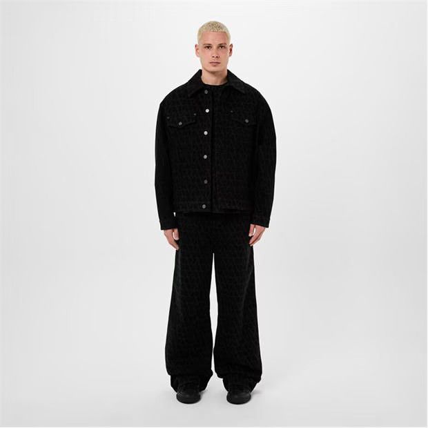 o1g2r1mq0824 All Over Vlogo Jeans in Black