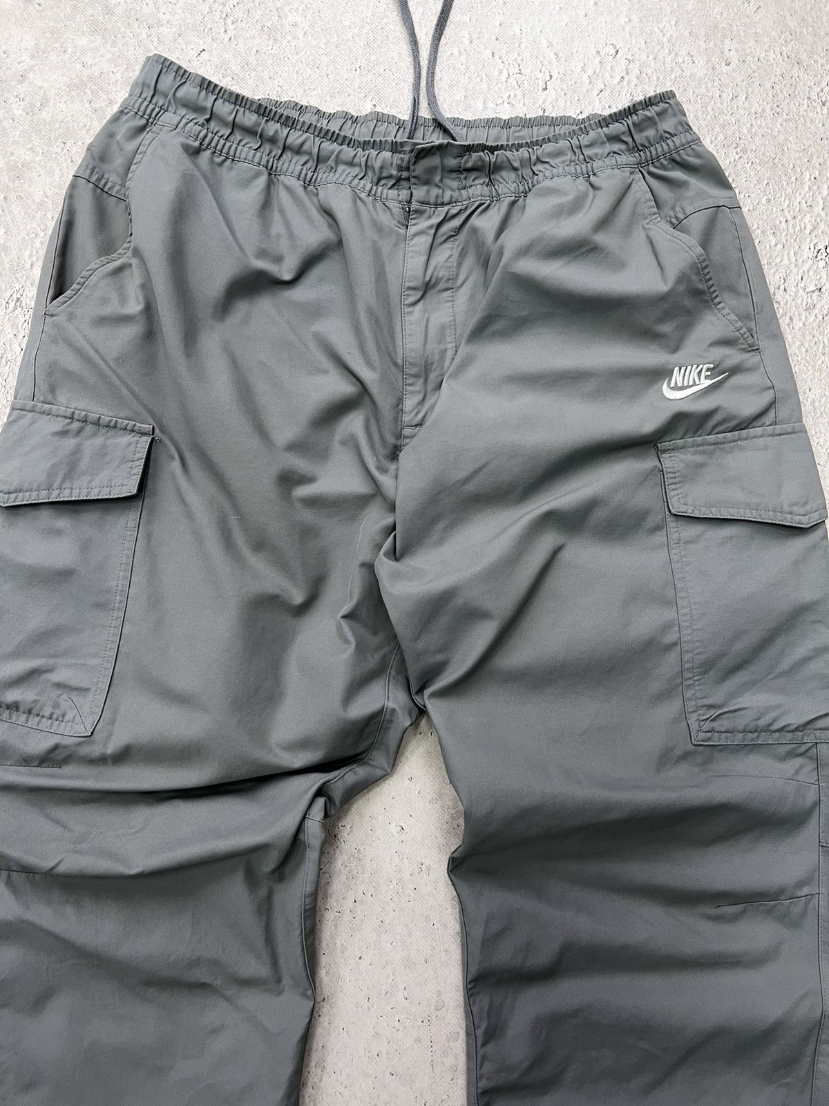 Nike × Vintage VINTAGE Y2K DRILL CARGO NIKE NYLON PANTS PARACHUTE Size US 36 / EU 52 - 5 Thumbnail
