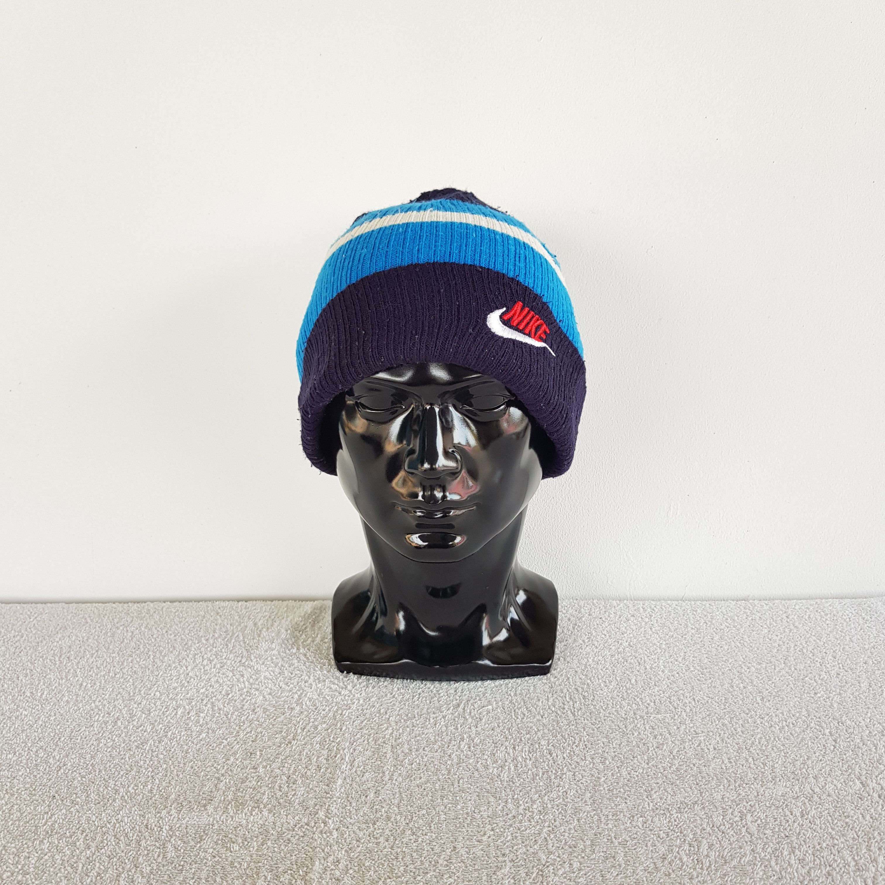 Nike Vintage Nike Beanie Y2K Nike Swoosh Knit Snow Caps Hats Size ONE SIZE - 2 Thumbnail