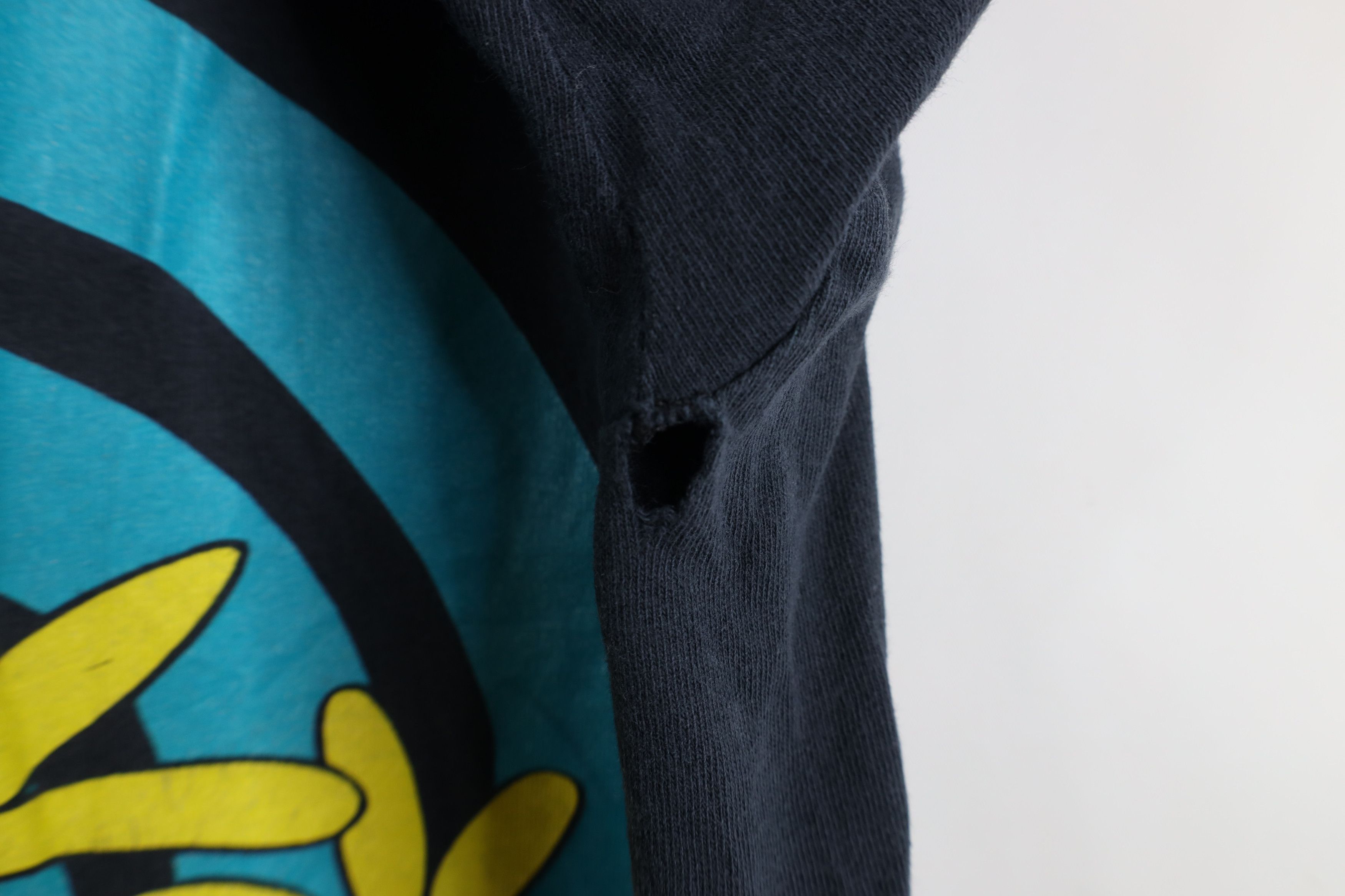 Vintage Vintage 90s Adventures of Rocky and Bullwinkle T-Shirt USA Size US XL / EU 56 / 4 - 9 Thumbnail