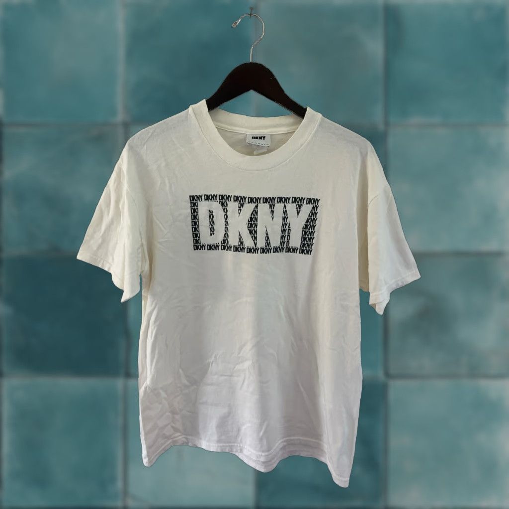 DKNY VINTAGE DKNY Shirt Mens 90s White White 90s Graphic Tee T-Shirt L OSFM GUC Mens Size US L / EU 52-54 / 3 - 1 Thumbnail
