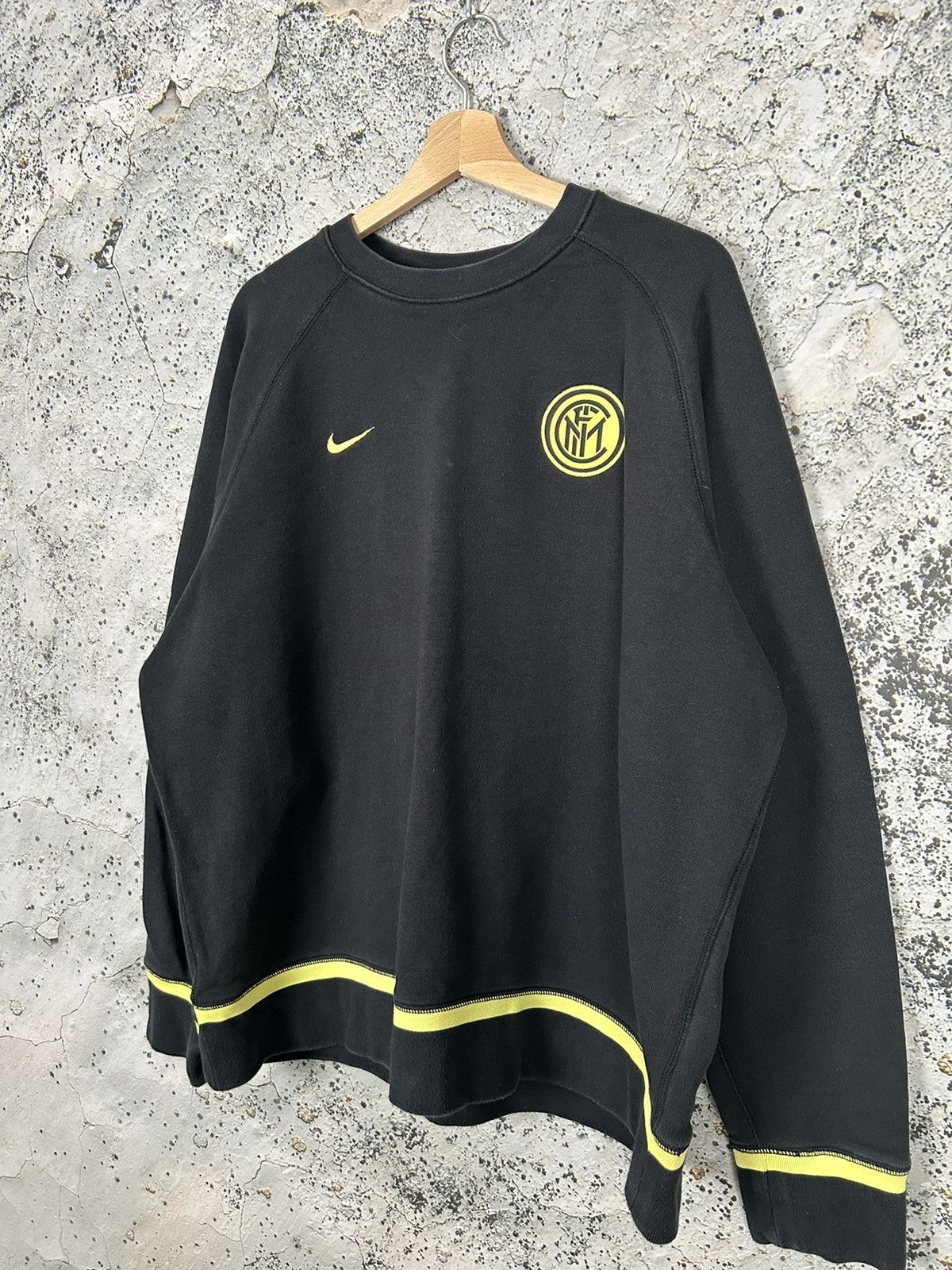 Nike Vintage Inter Milan Nike Soccer Crewneck Football Swoosh Size US XXL / EU 58 / 5 - 2 Thumbnail