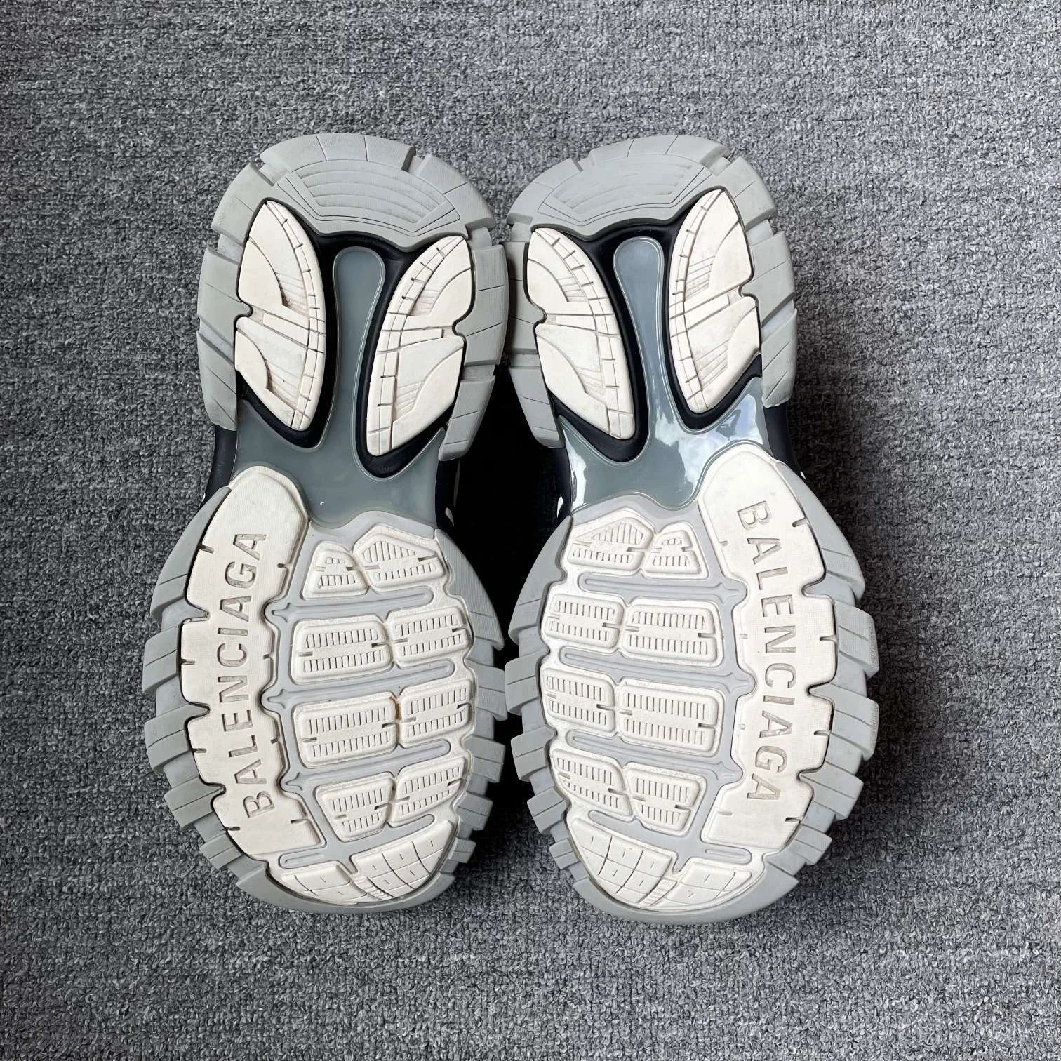 Balenciaga Balenciaga Track 1.0 Sandal Men's 42 Cool Gray 98 New Size US 9 / EU 42 - 7 Thumbnail