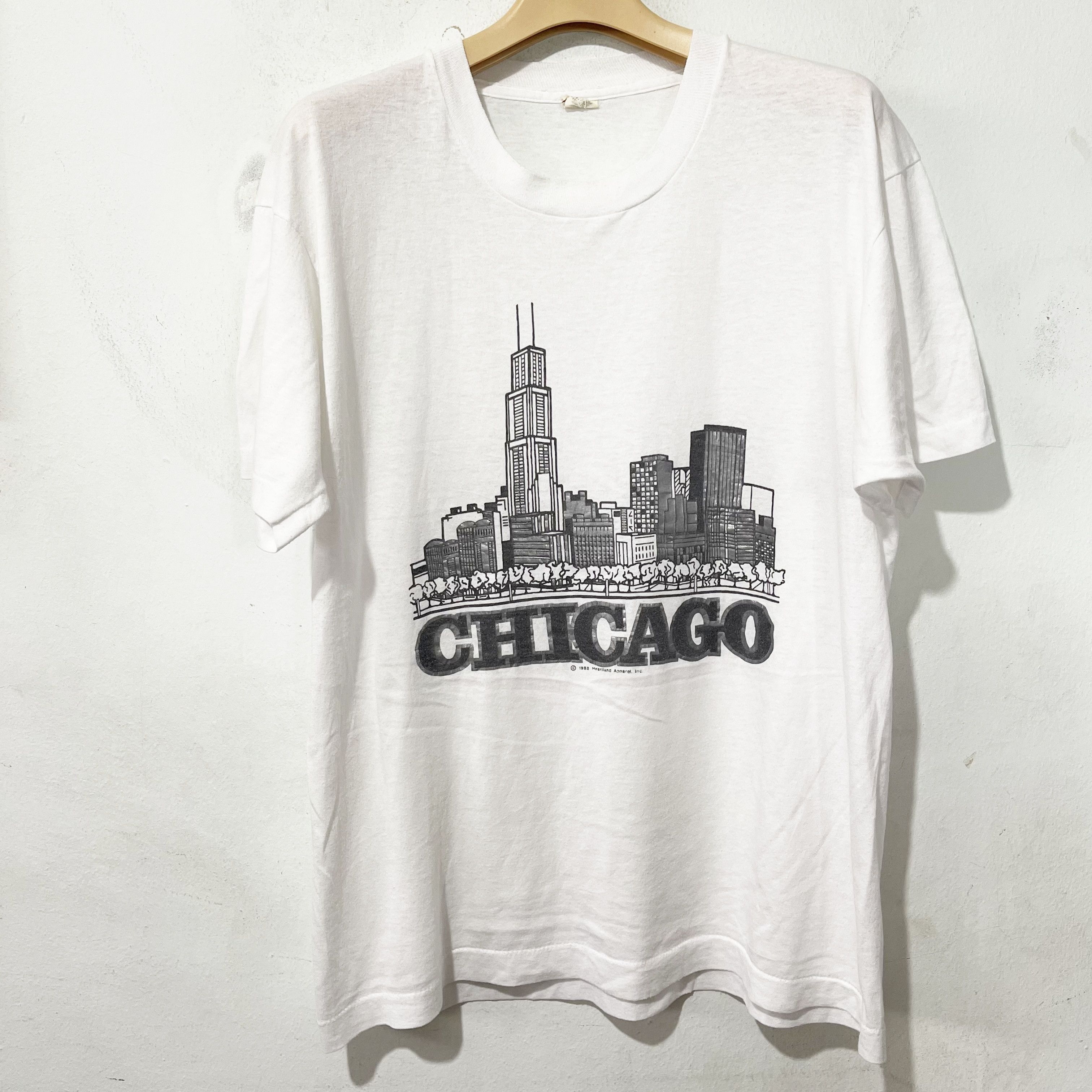 Vintage Vintage 80s Chicago Skyline T-Shirt Size US M / EU 48-50 / 2 - 1 Thumbnail