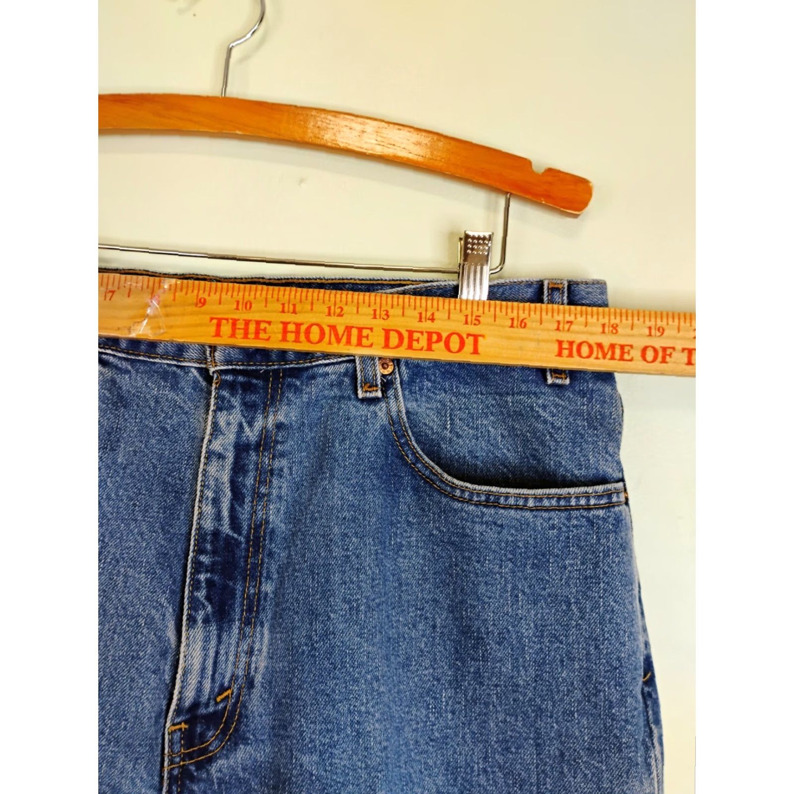Levi's VINTAGE Levi's 550 Jeans Men's 36x31 Dark Wash Regular Inseam 31 Size US 36 / EU 52 - 7 Thumbnail