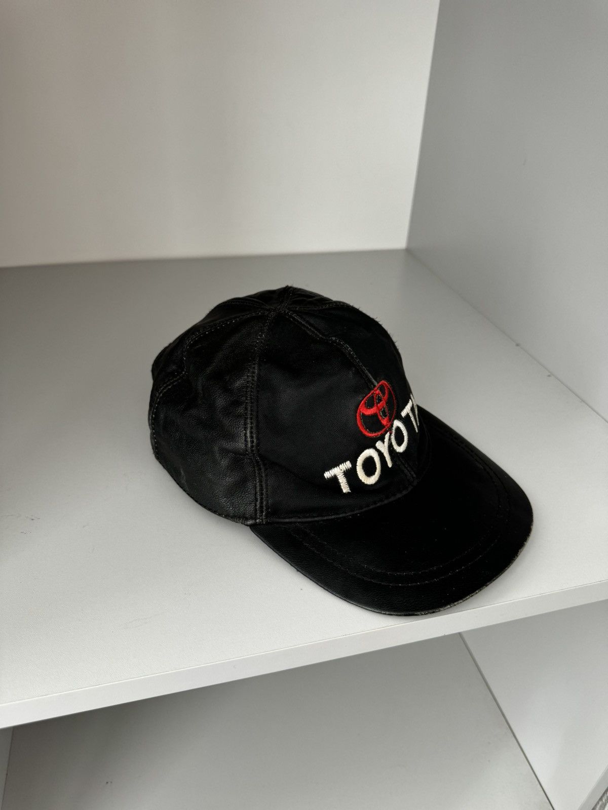Leather Toyota Racing Vintage Logo Leather Cap Size ONE SIZE - 3 Thumbnail