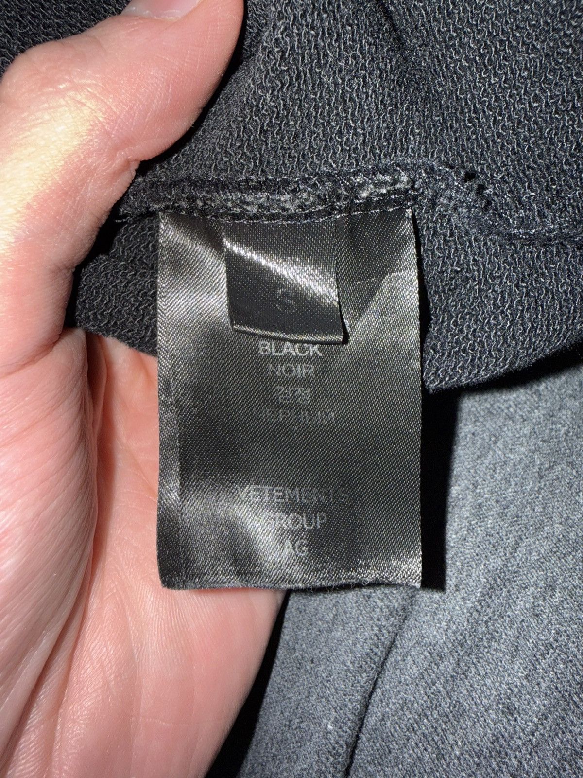 Vetements Vetements Black Embroidered Hoodie Size US S / EU 44-46 / 1 - 6 Thumbnail