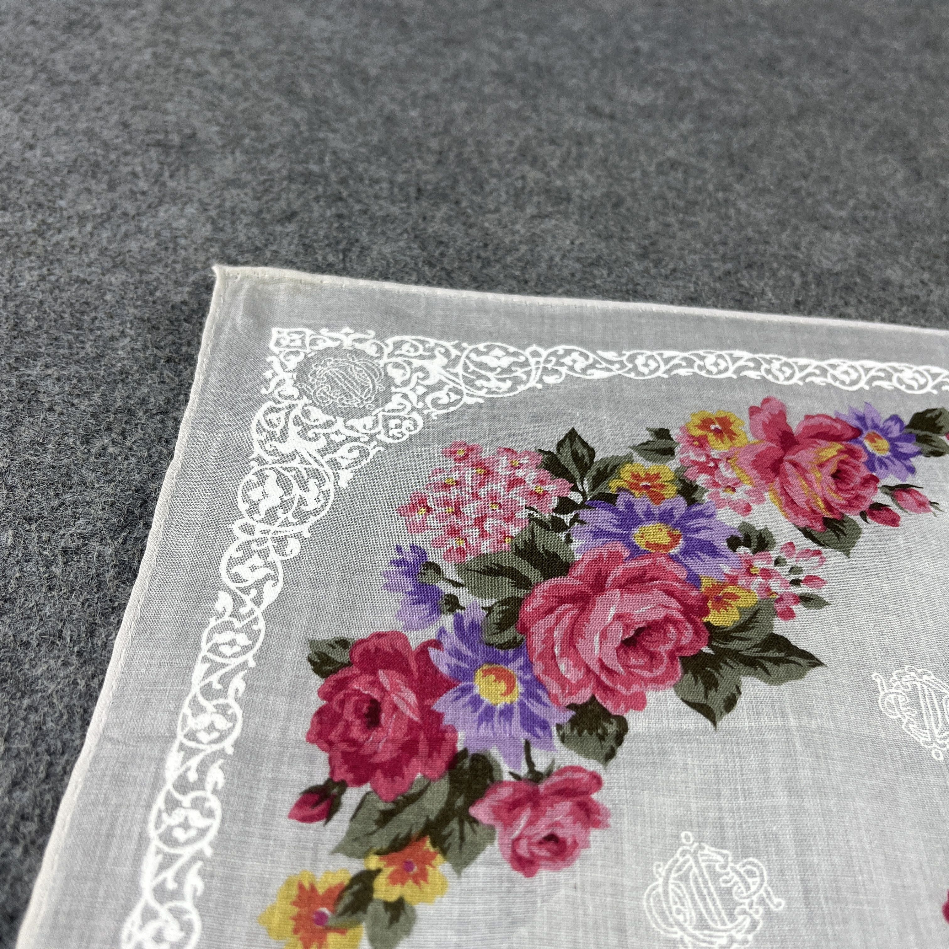 Vintage Christian Dior Handkerchief / Bandana / Neckerchief B094 Size ONE SIZE - 8 Thumbnail