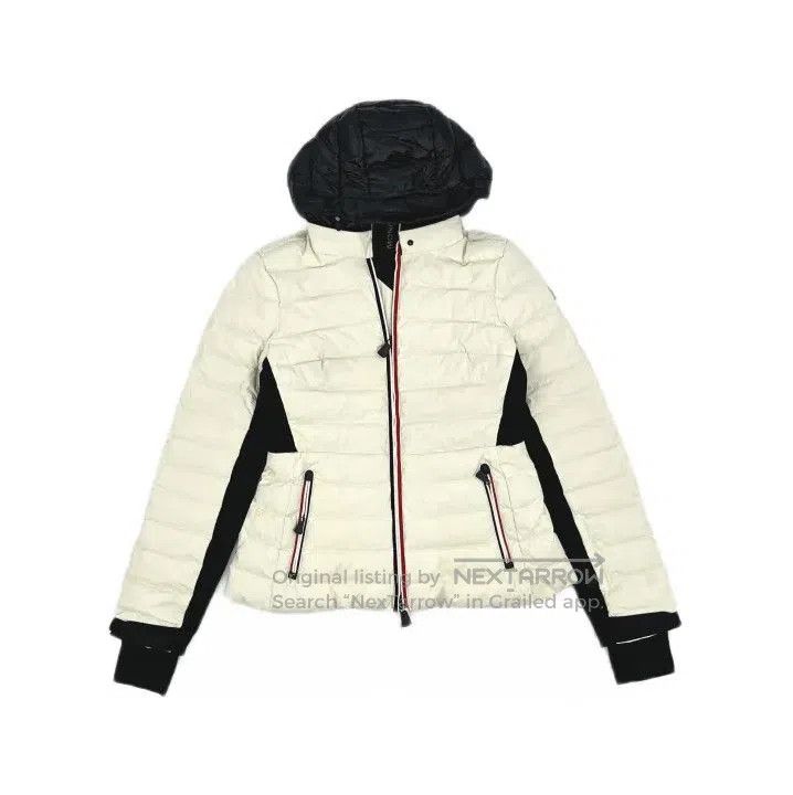Moncler Moncler Casual Hooded Warm Jacket. Size US S / EU 44-46 / 1 - 2 Thumbnail