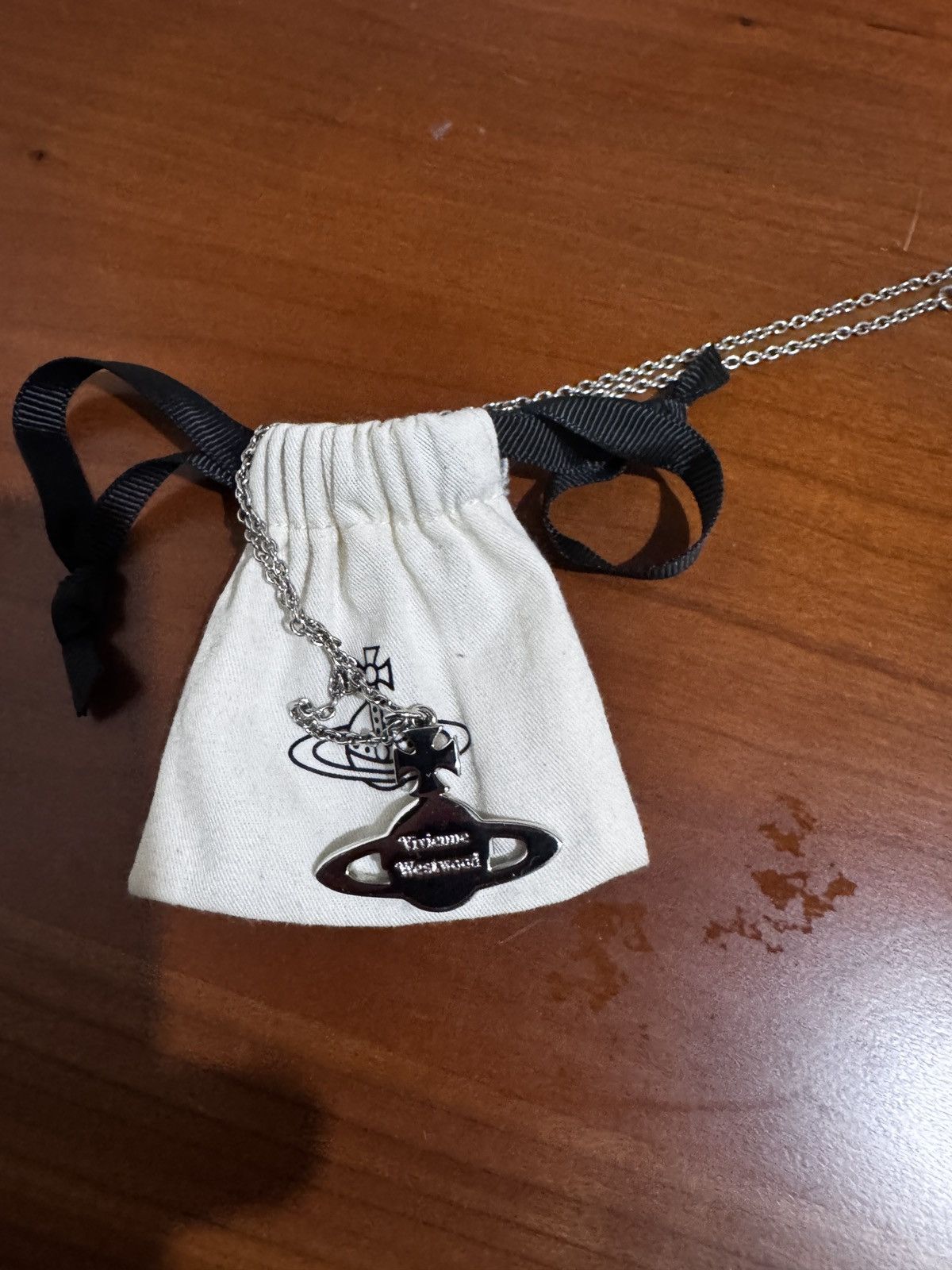 Vivienne Westwood Vivienne Westwood Summer Exclusive | Classic Saturn Drsign Size ONE SIZE - 2 Thumbnail