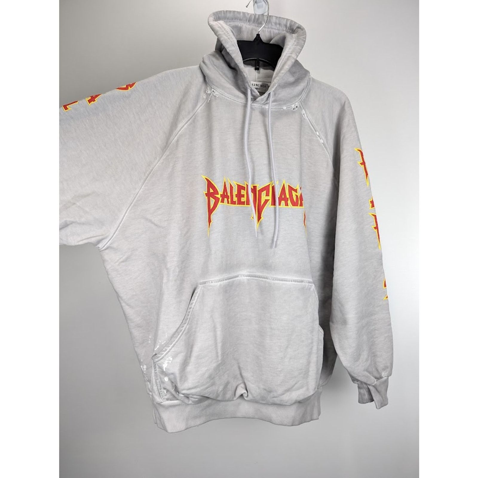 Balenciaga o1rshd1 Q:4 / Logo Printed Hoodie in Dirty White Size US S / EU 44-46 / 1 - 8 Thumbnail