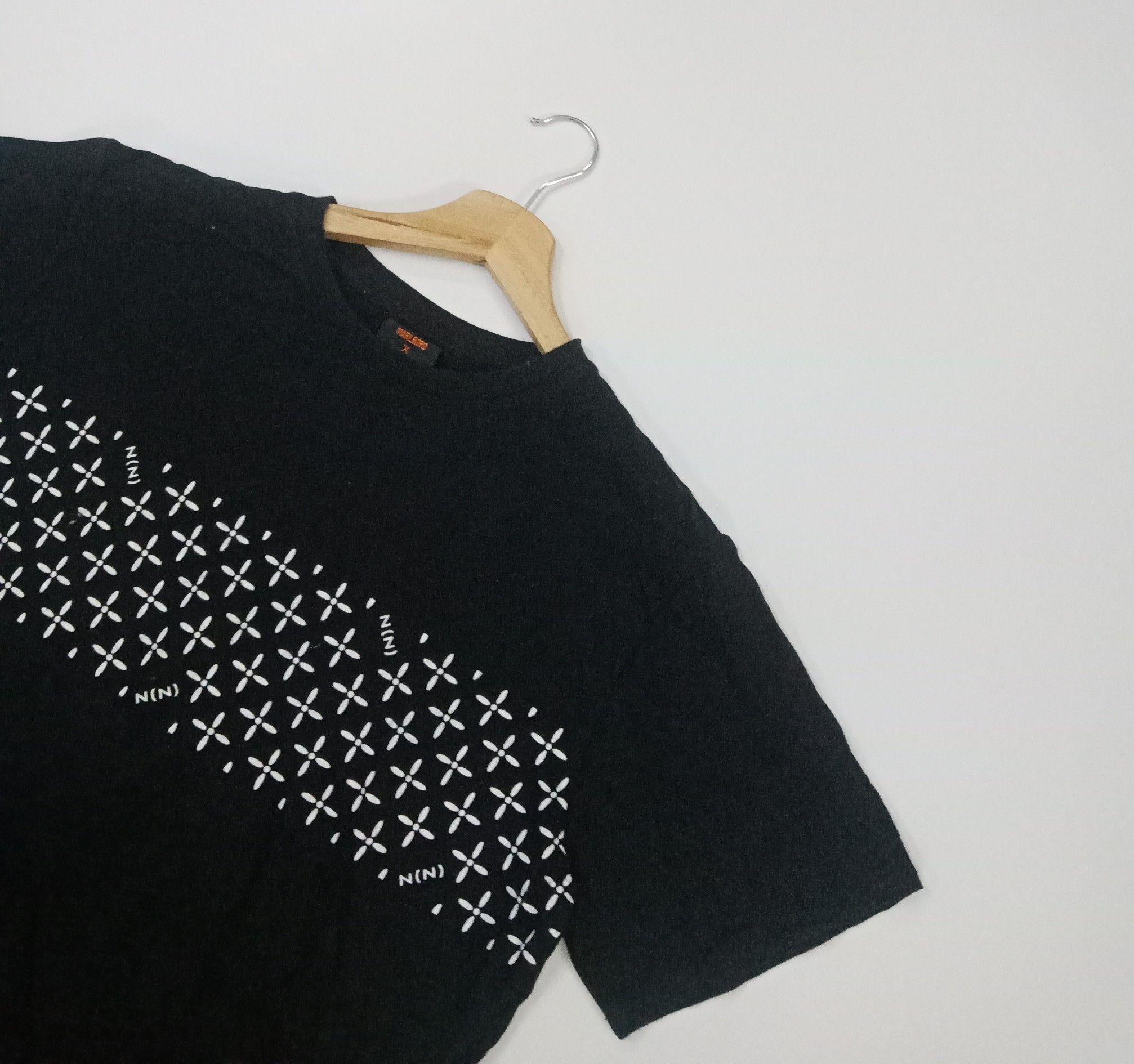 Number (N)ine Number (N)ine N (n) Abstract Motive Designs #B Size US M / EU 48-50 / 2 - 3 Thumbnail