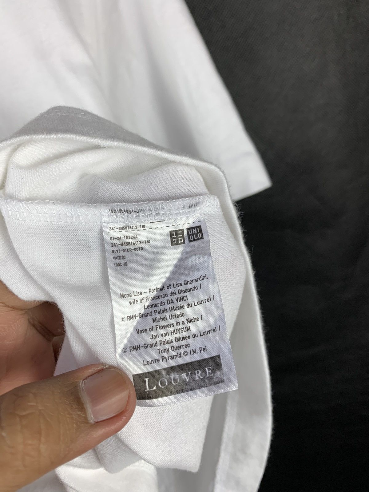 Uniqlo Uniqlo Monalisa Louvre Museum Paris Tee Size US M / EU 48-50 / 2 - 7 Thumbnail