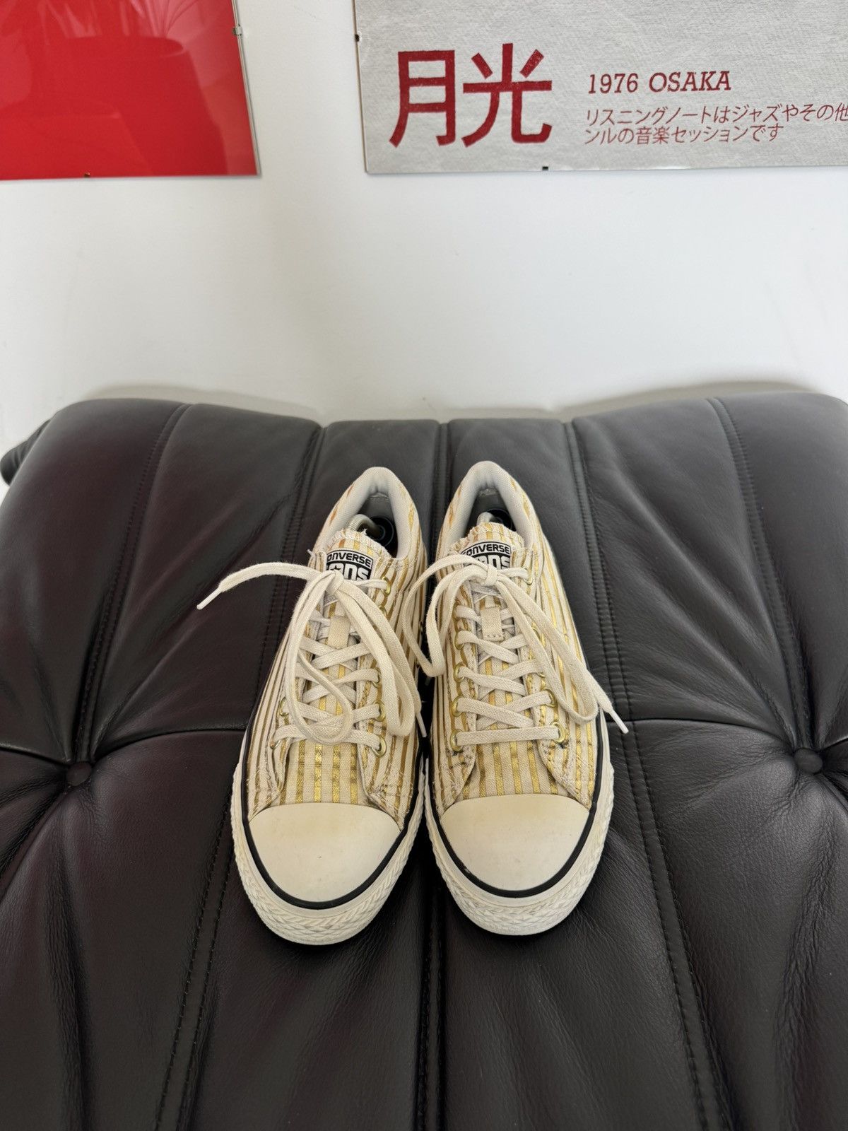 Converse × Fragment Design Fragment Design x Converse Chuck Taylor Low Gold Stripes Size US 8.5 / EU 41-42 - 4 Thumbnail
