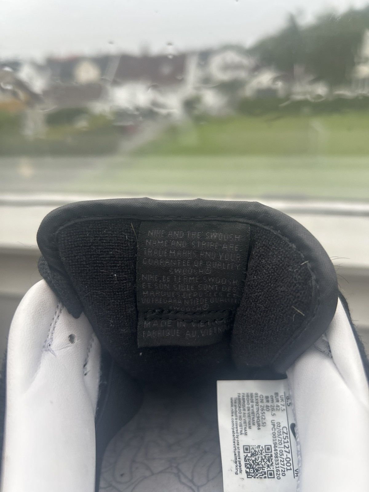Nike Nike sb medicom toy Size US 8.5 / EU 41-42 - 8 Thumbnail