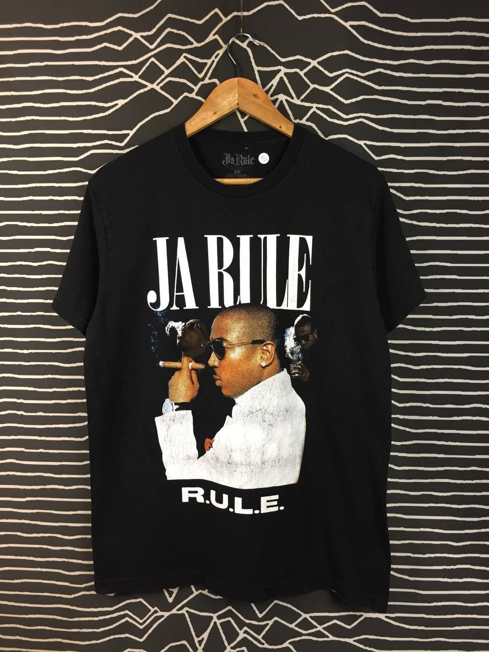 Rap Tees Ja Rule "R.U.L.E." Album Cover Hip Hop Rap Tee Size US S / EU 44-46 / 1 - 1 Thumbnail