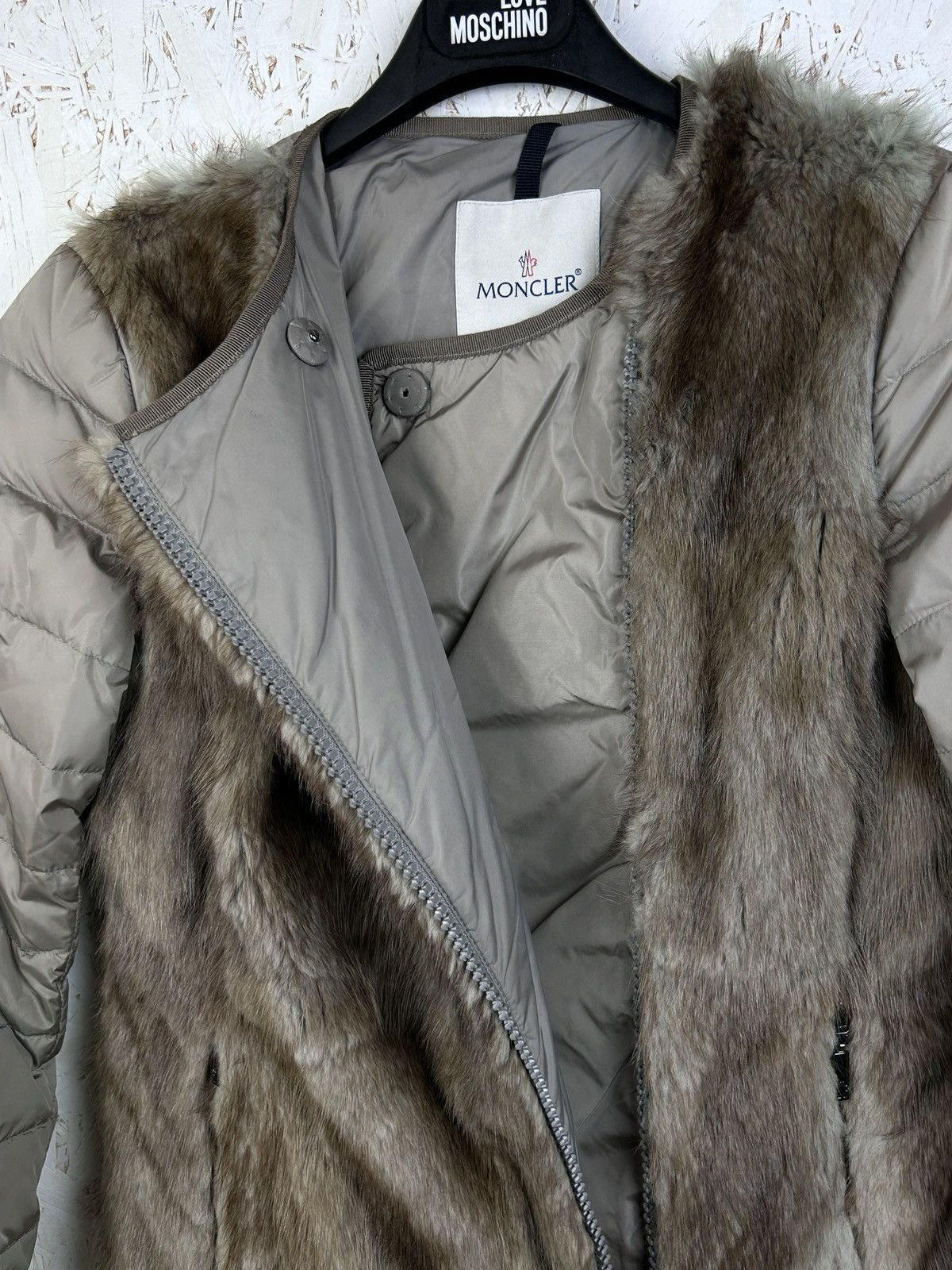 Moncler Moncler Carene Giubbotto Fur Down Light Puffer Jacket Size S / US 4 / IT 40 - 4 Thumbnail