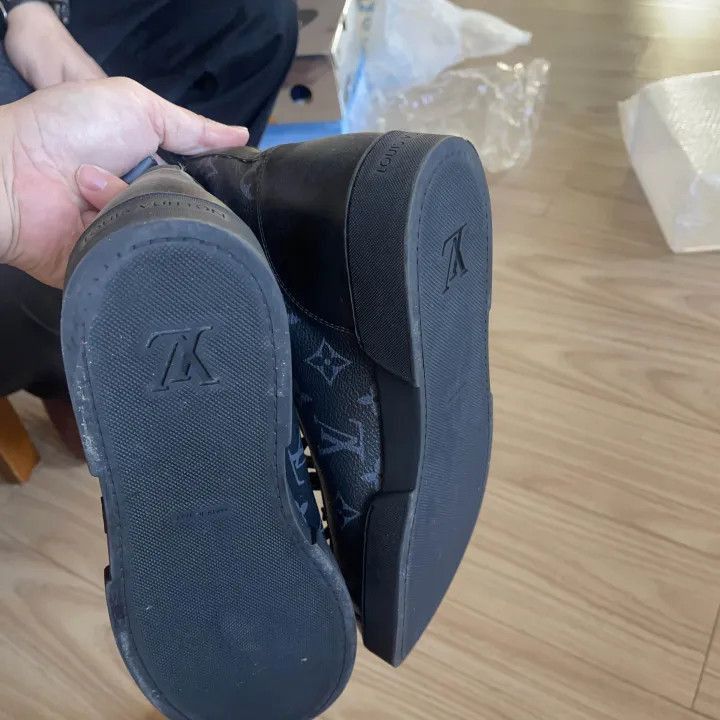 Louis Vuitton Louis Vuitton Stylish Black Casual Sneakers -2508 Size US 9.5 / EU 42-43 - 6 Thumbnail