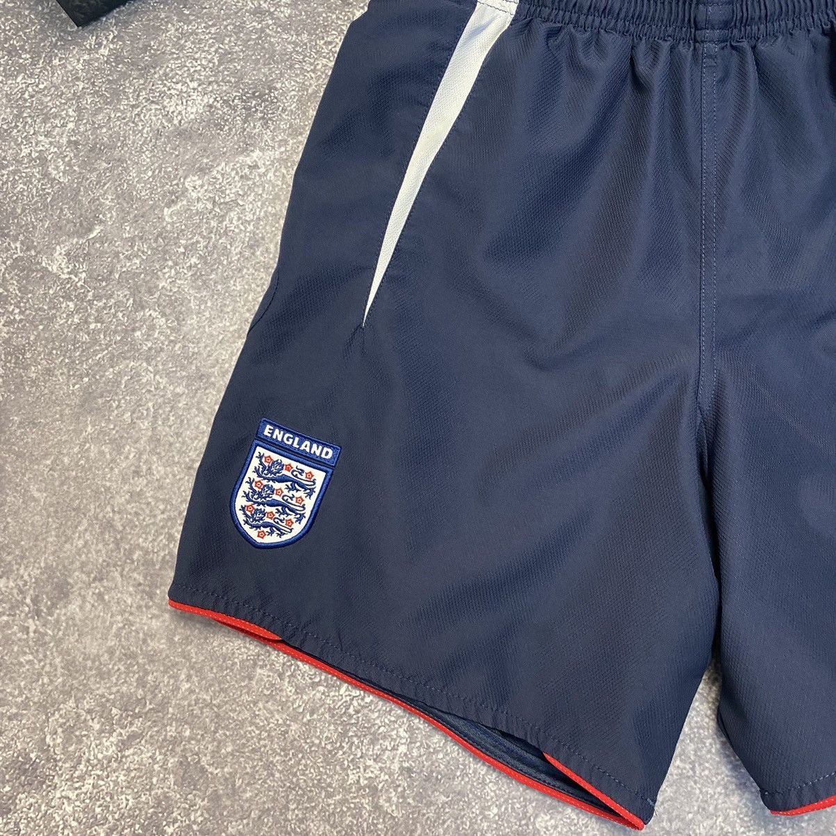 Umbro × Vintage Vintage Umbro England National team 2000’s shorts Size US 30 / EU 46 - 3 Thumbnail