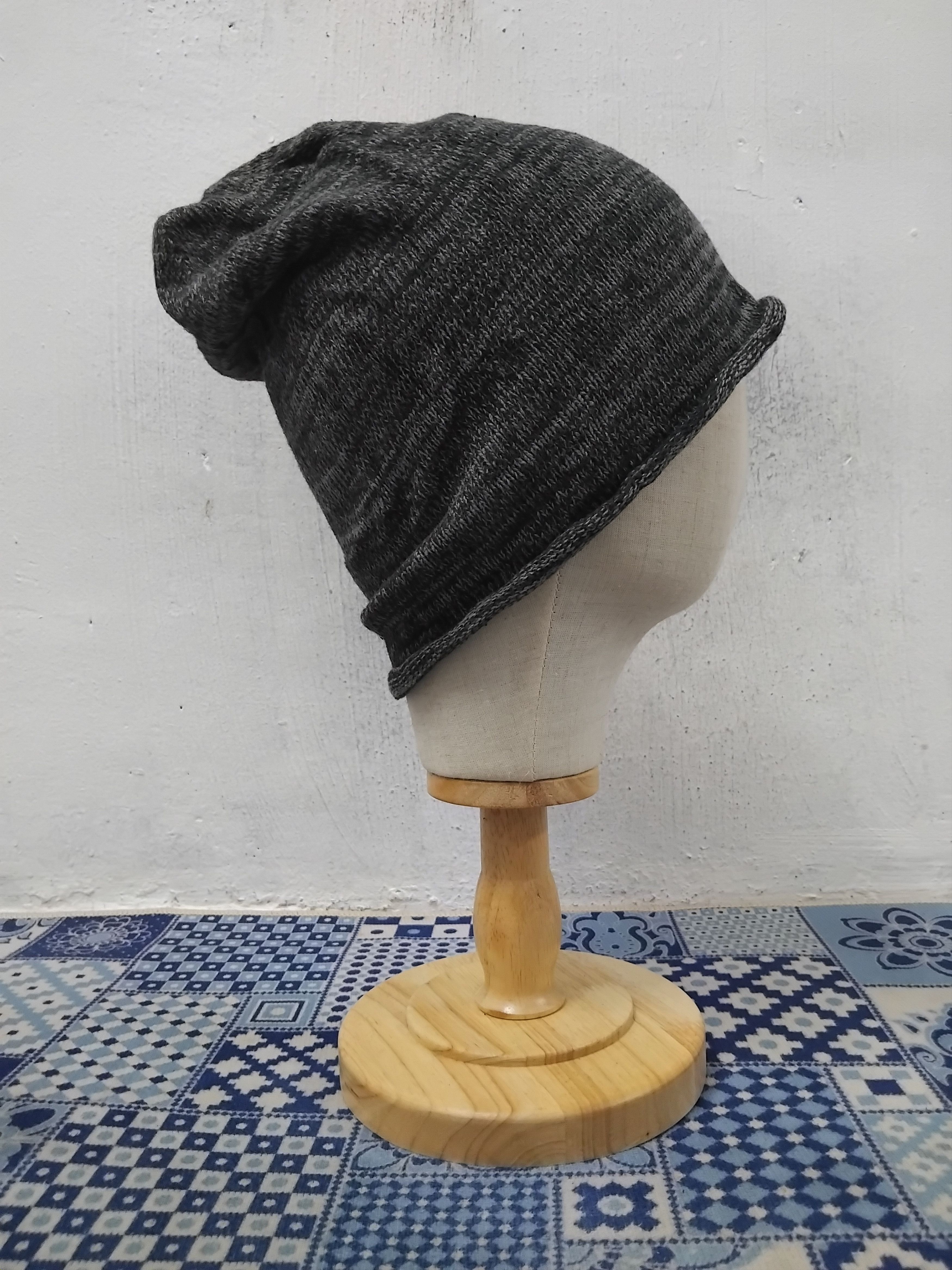 Japanese Brand 💥Grey colour Japanese style beanie Size ONE SIZE - 5 Thumbnail