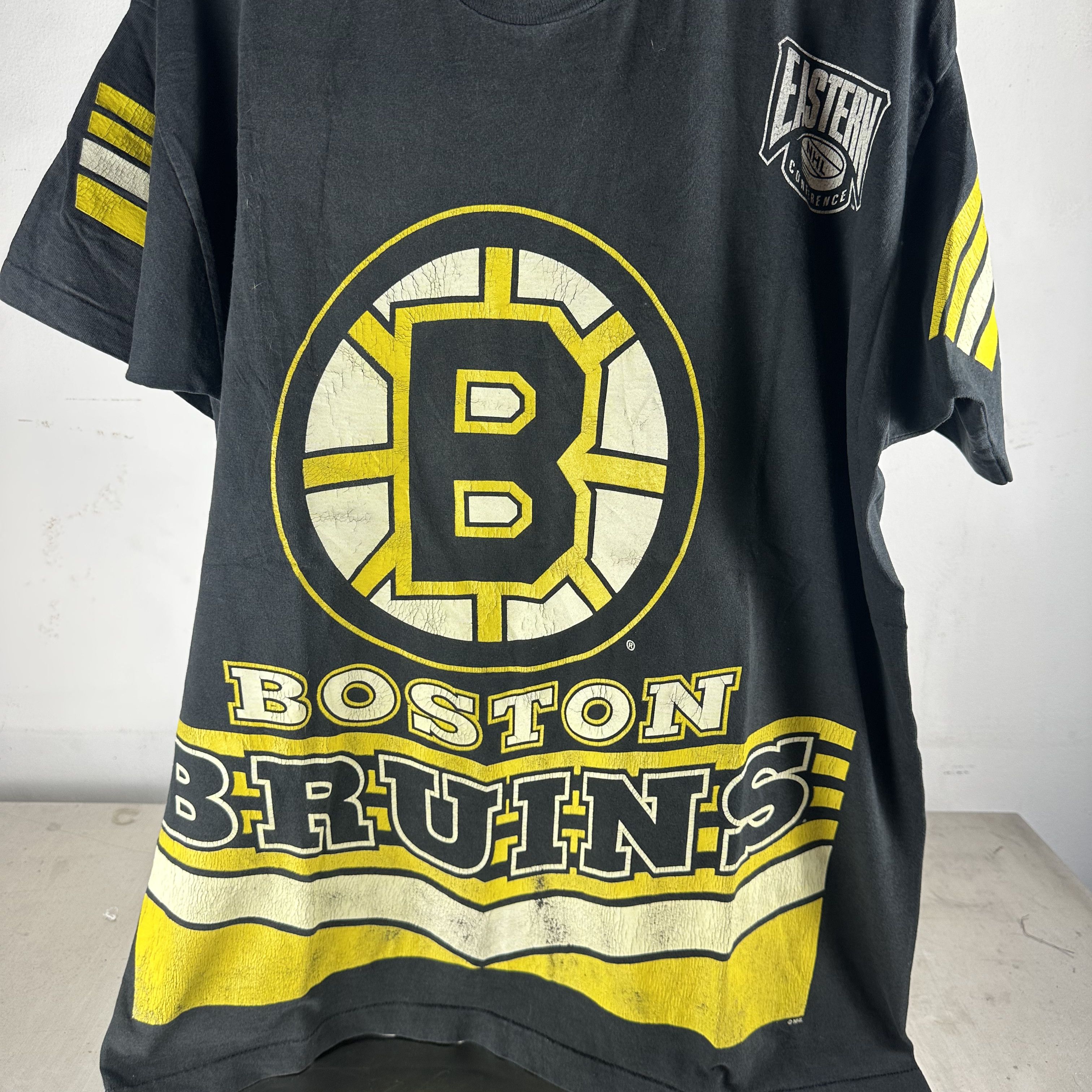Vintage ​Vintage 90s Boston Bruins NHL Salem Sportswear AOP T-Shirt Size US XL / EU 56 / 4 - 2 Thumbnail
