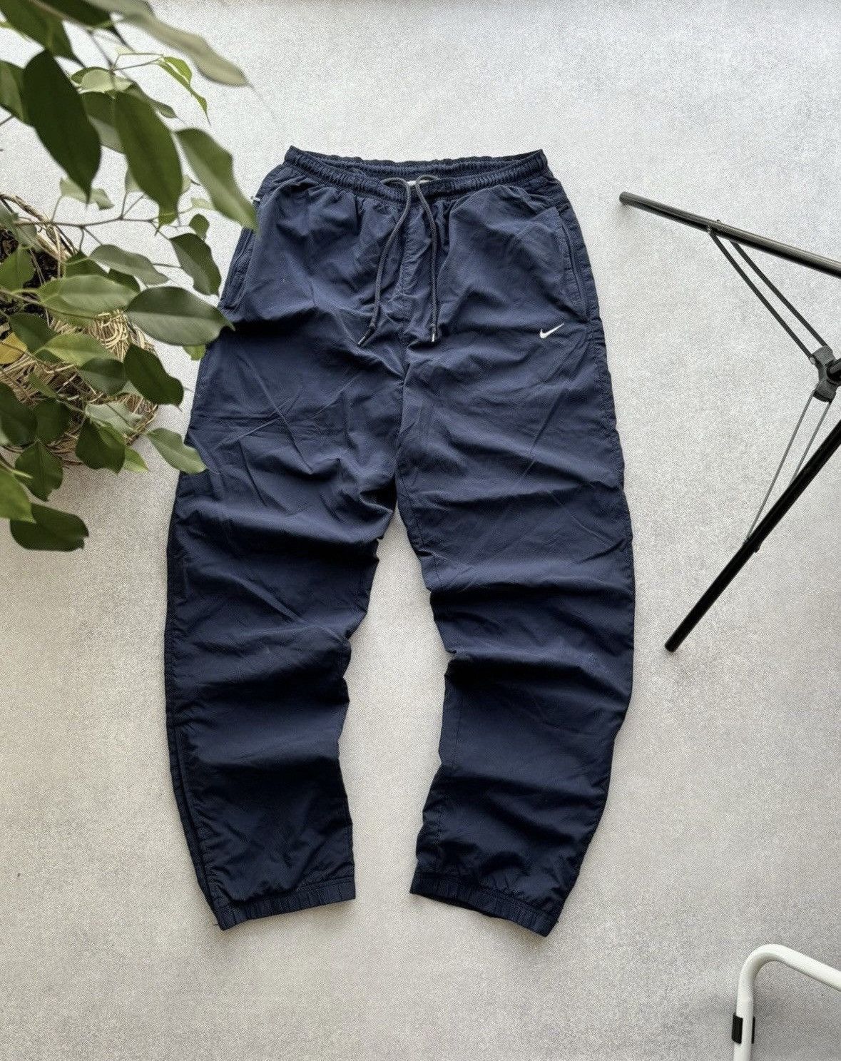 Nike × Vintage Nike Vintage Y2K Nylon track pants Size US 32 / EU 48 - 2 Thumbnail