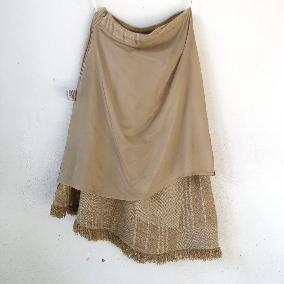 Burberry Burberry London Asymmetric Midi Skit - Wool Blend Size 26" / US 2 / IT 38 - 5 Thumbnail