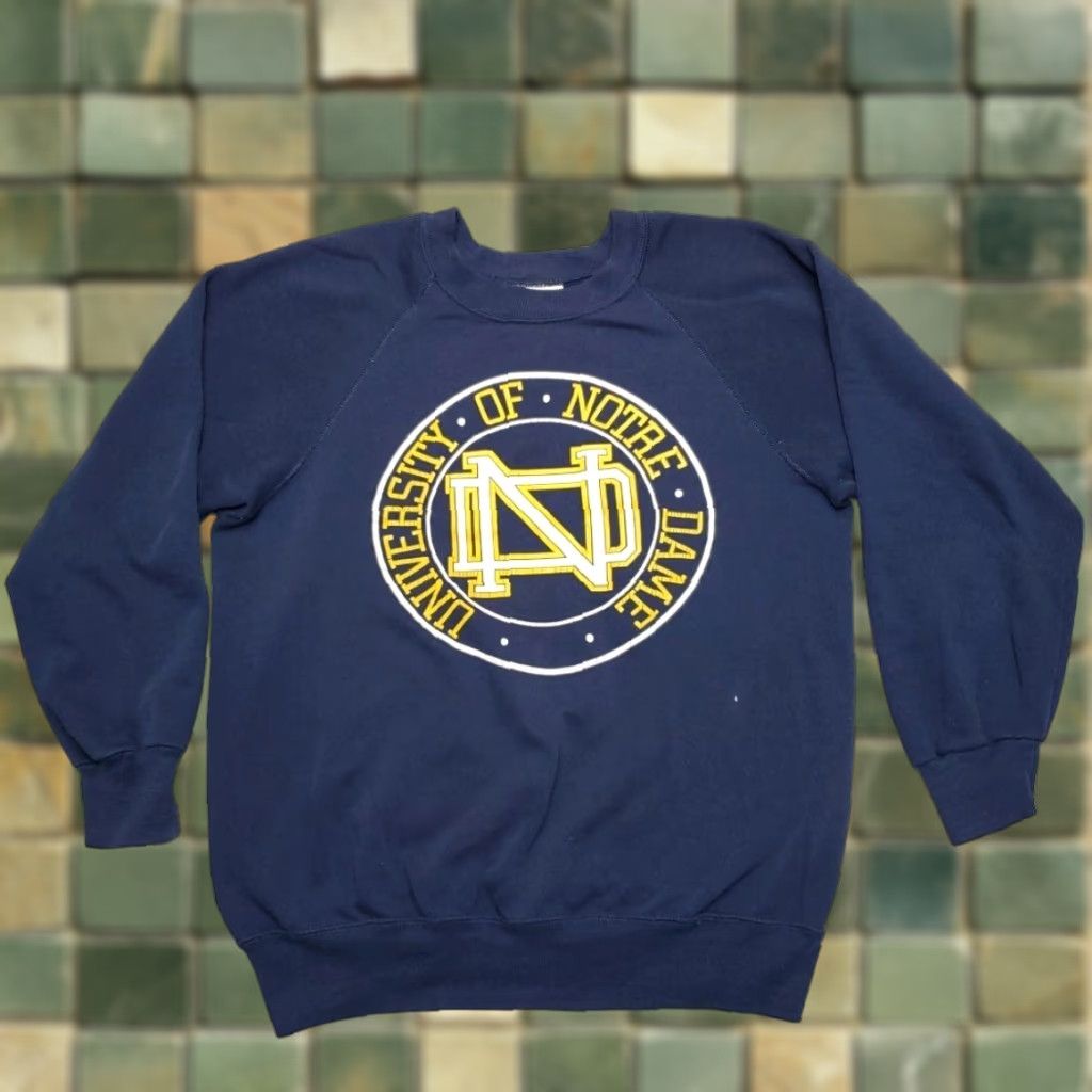 Vintage VINTAGE Notre Dame Sweatshirt Mens M Blue Pullover Crewneck Made in USA Size US M / EU 48-50 / 2 - 1 Thumbnail