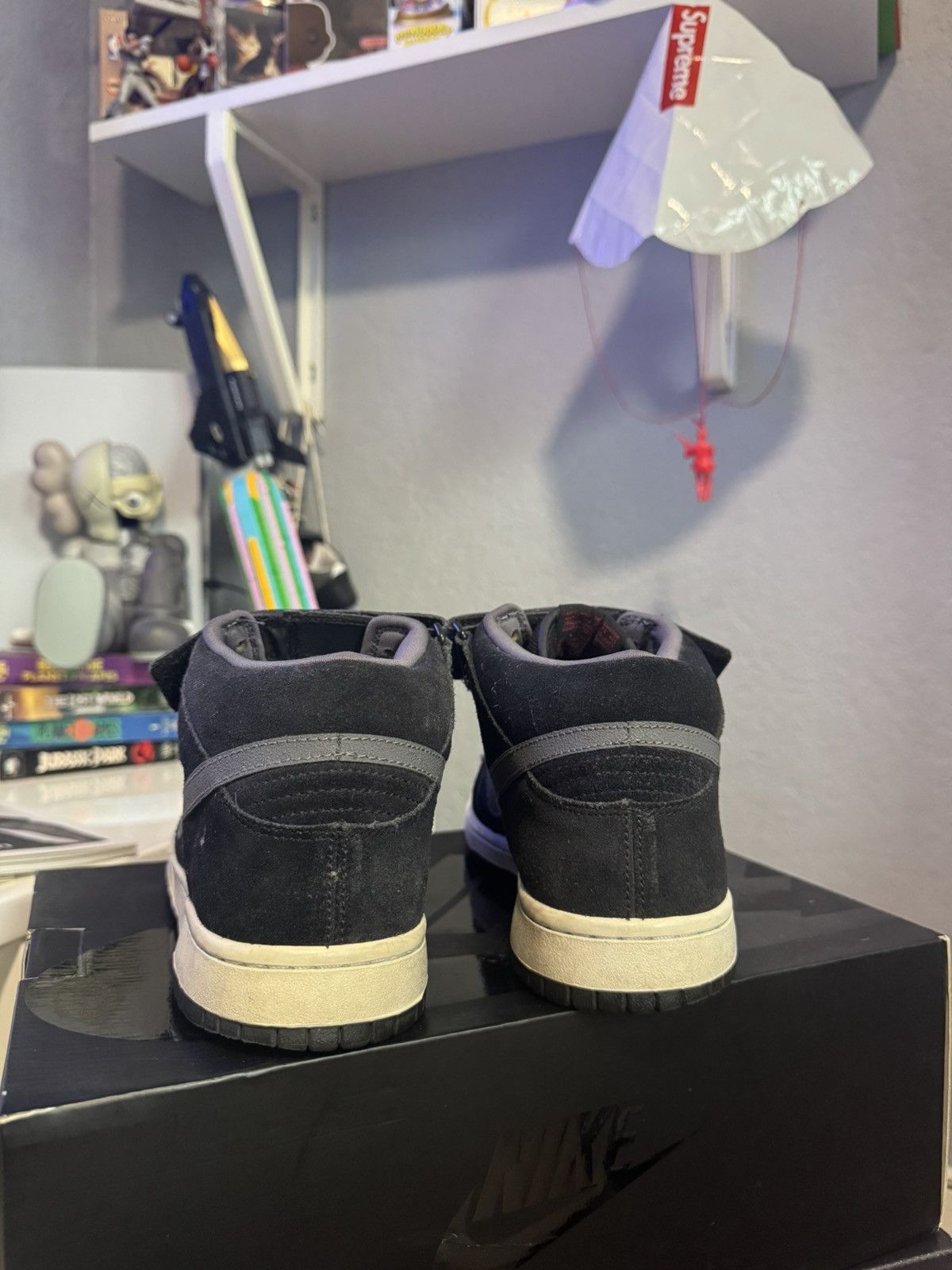 Nike × Nike SB Nike SB Dunk Mid Pro “Grip Tape” 2009 Size US 9.5 / EU 42-43 - 4 Thumbnail