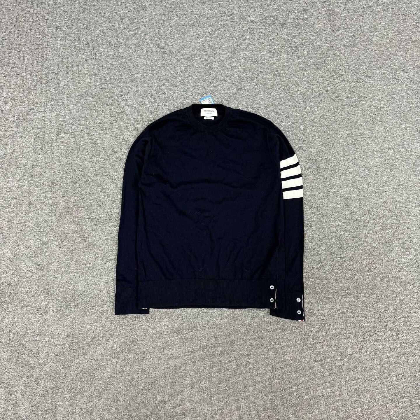 Thom Browne Thom Browne TB Four-Stripe Knit Sweater Size US S / EU 44-46 / 1 - 1 Thumbnail