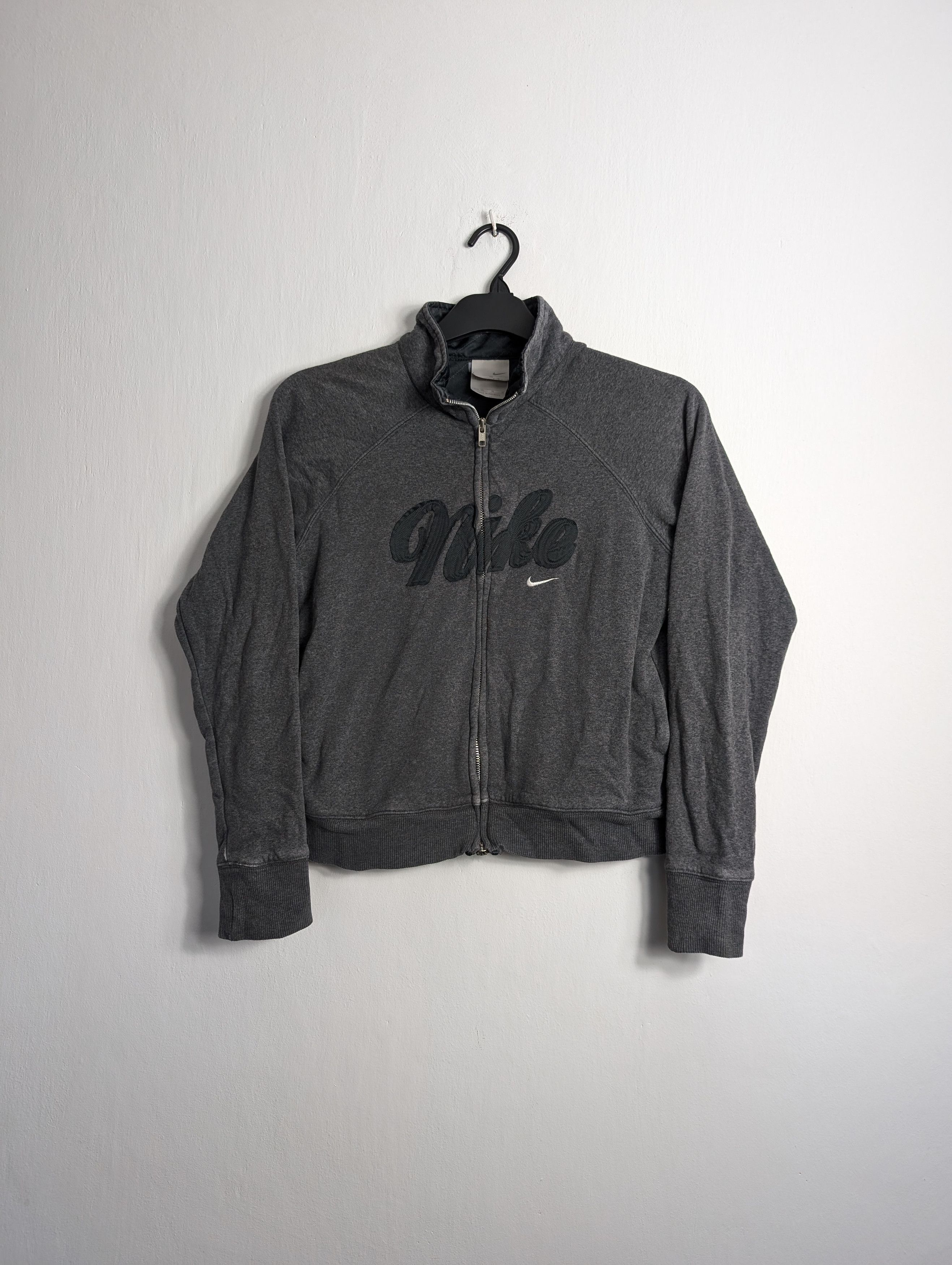 Nike × Vintage Vintage Nike Y2k Zip Sweatshirt 00s Size XS / US 0-2 / IT 36-38 - 1 Thumbnail