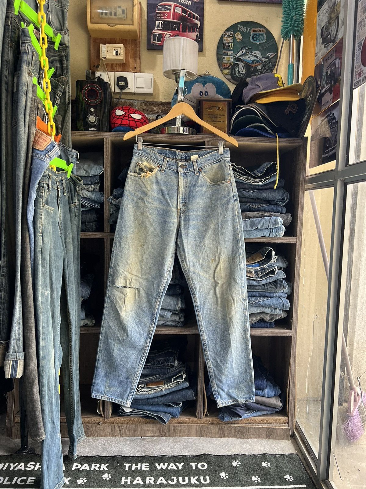 Levi's Vintage Clothing 🔥Vintage Levis 550 Distressed Denim Size US 30 / EU 46 - 1 Thumbnail