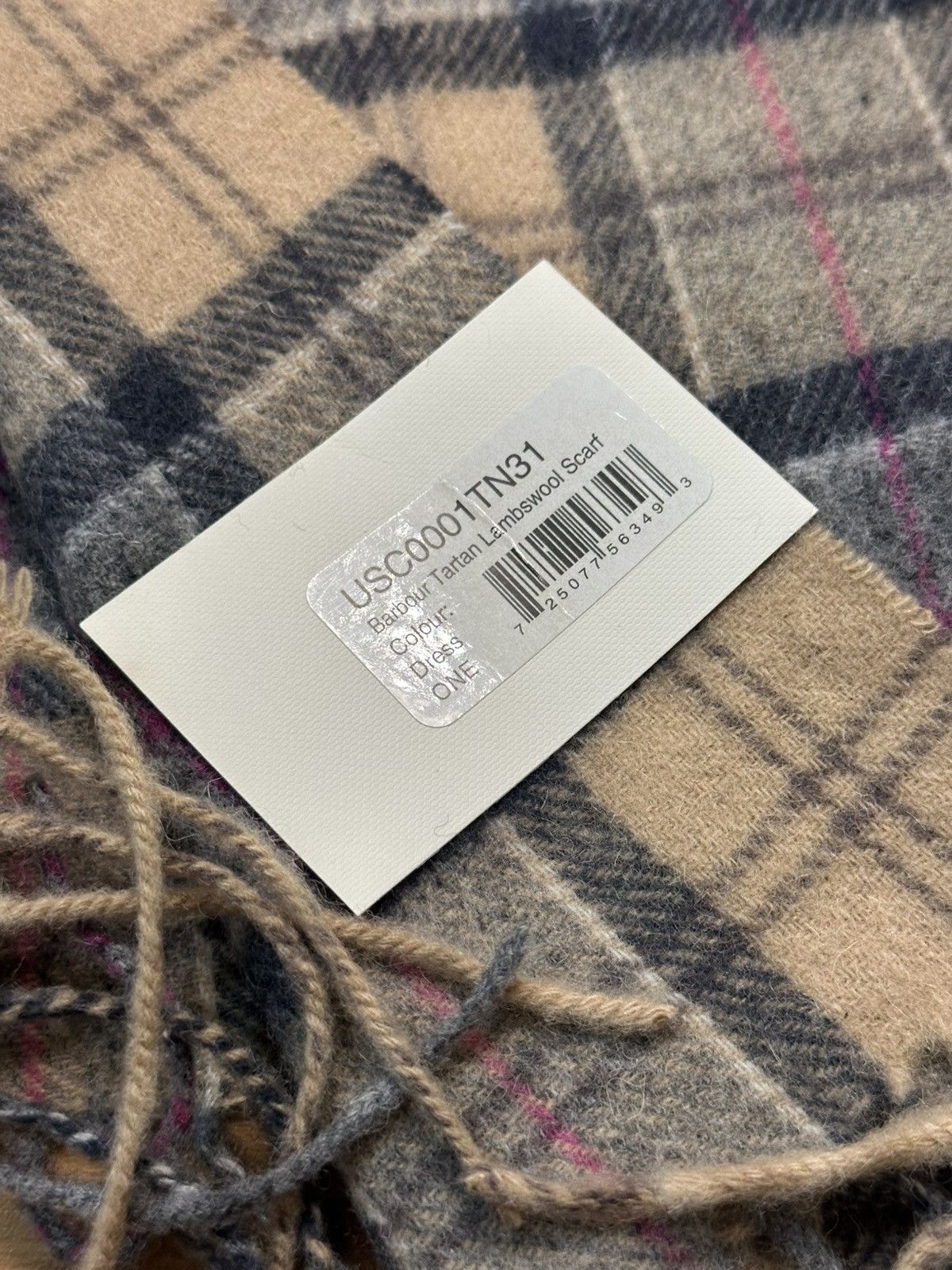 Barbour NWT Barbour Tartan Lambwool Scarf Size ONE SIZE - 5 Thumbnail