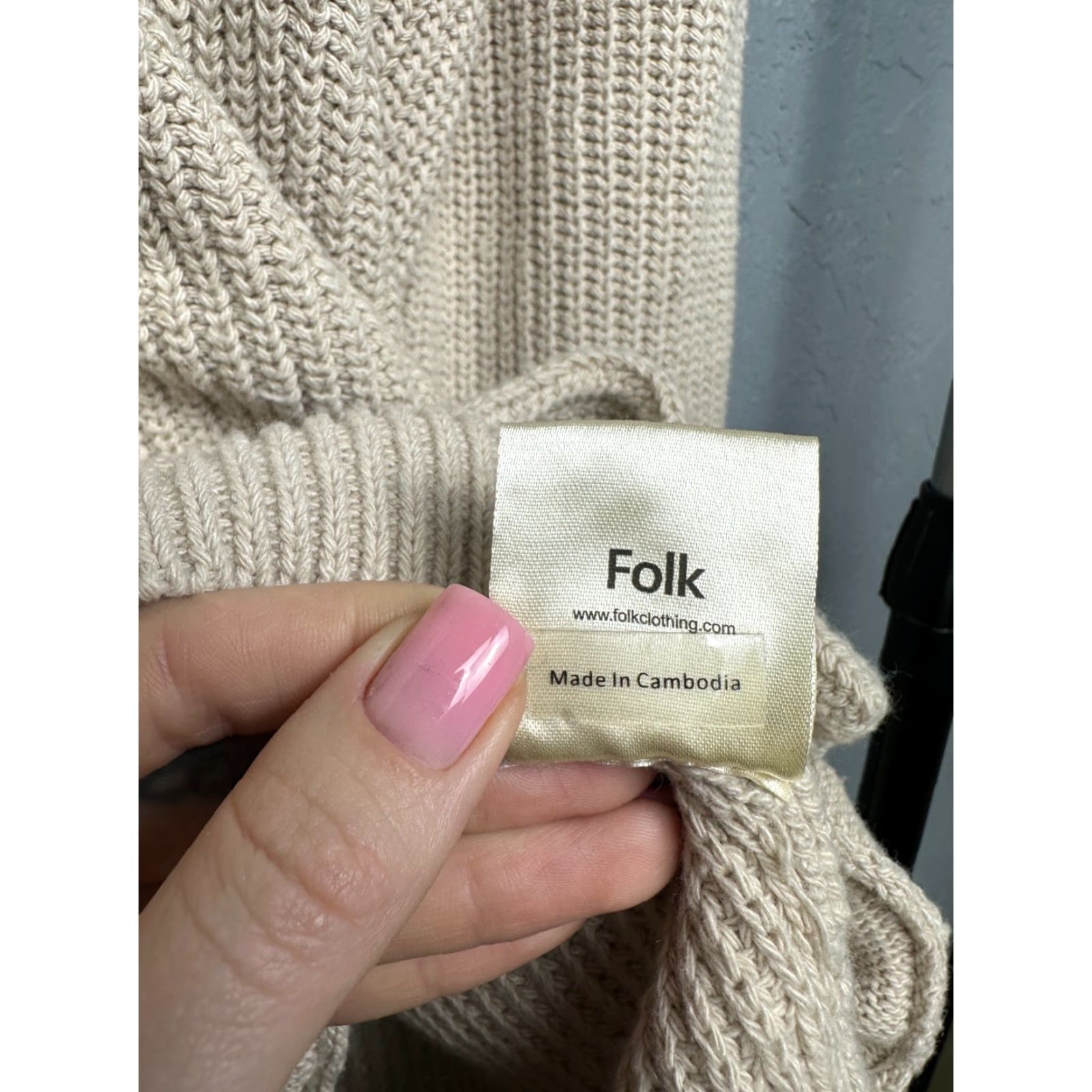 Folk Folk Mens Knit Cardigan Sweater M Beige Cotton Knit Button V-Neck Cardigan Mens This place is empty; please provide a valid title. Size US M / EU 48-50 / 2 - 5 Thumbnail