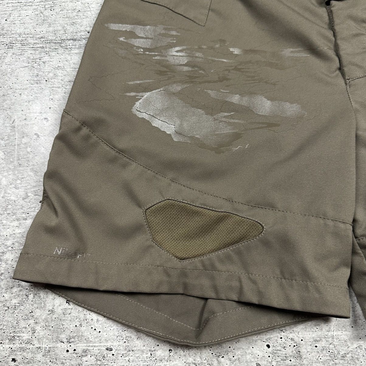 Nike ACG Vintage Nike ACG Shorts Brown Women’s Size US 4 Size 27" / US 4 / IT 40 - 5 Thumbnail