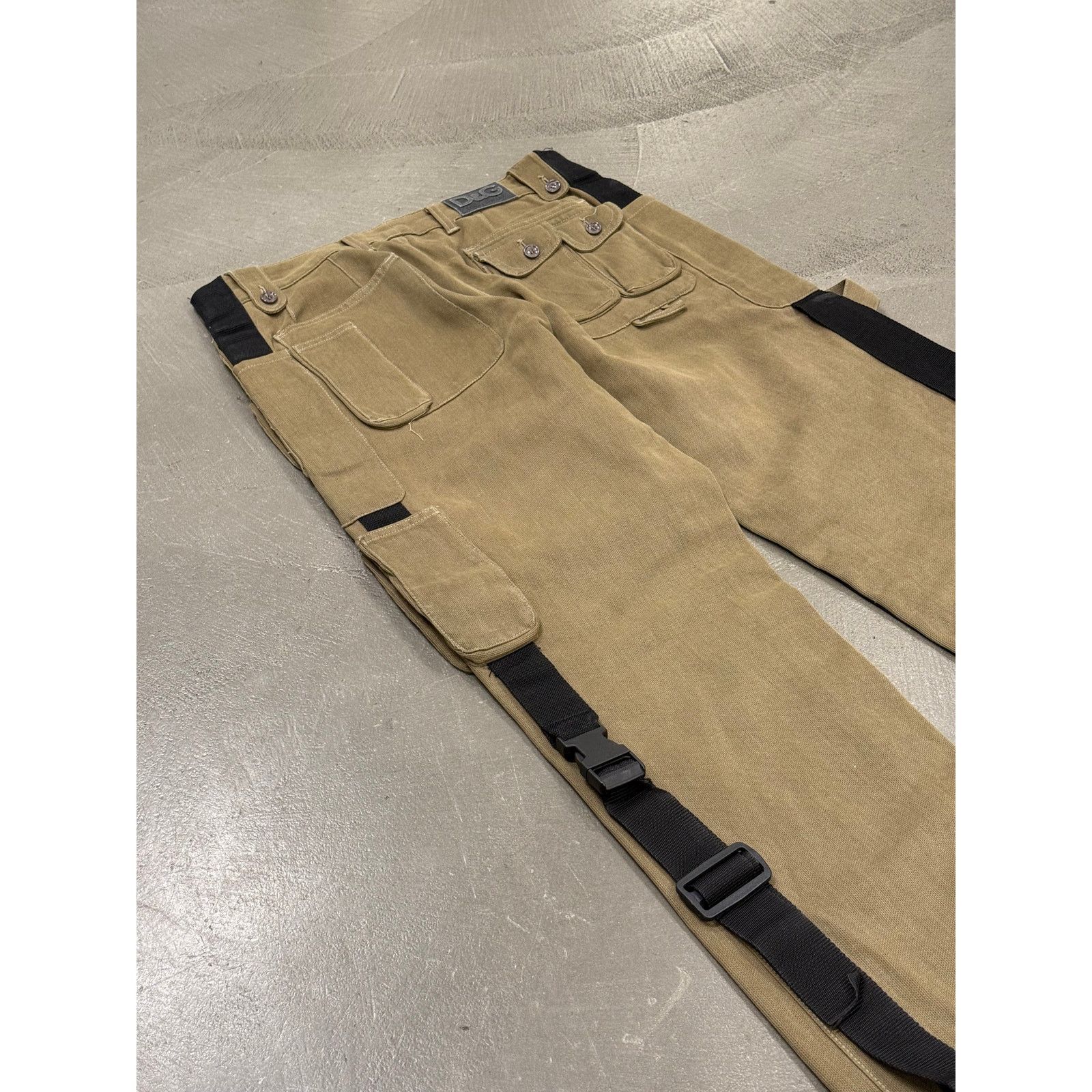 Dolce & Gabbana 2003 Dolce & Gabbana bondage paracadute cargo pants Size US 34 / EU 50 - 7 Thumbnail