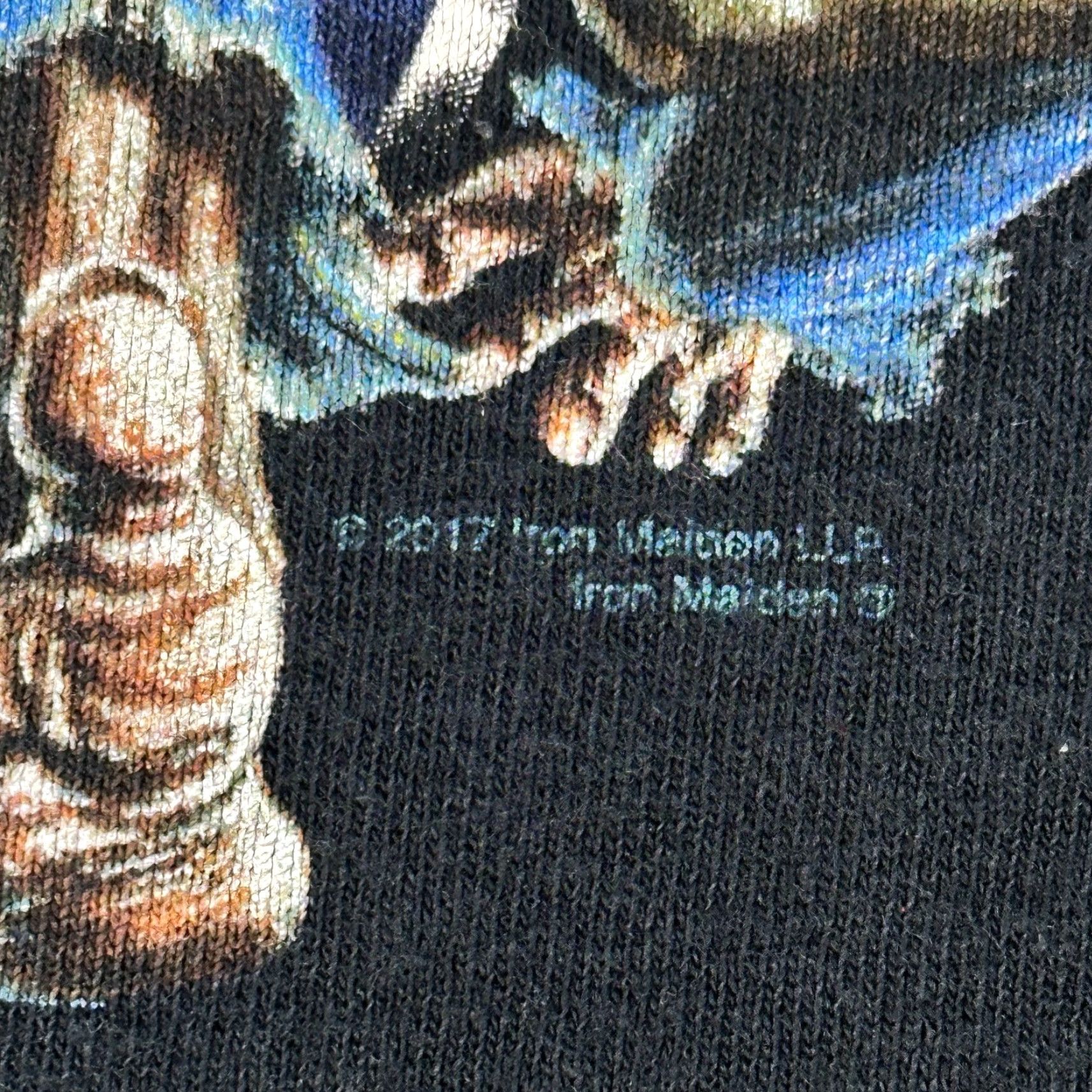 Vintage Iron Maiden Mens XL Zombie Mob Graphic Heavy Metal Rock Tee Shirt Size US XL / EU 56 / 4 - 4 Thumbnail