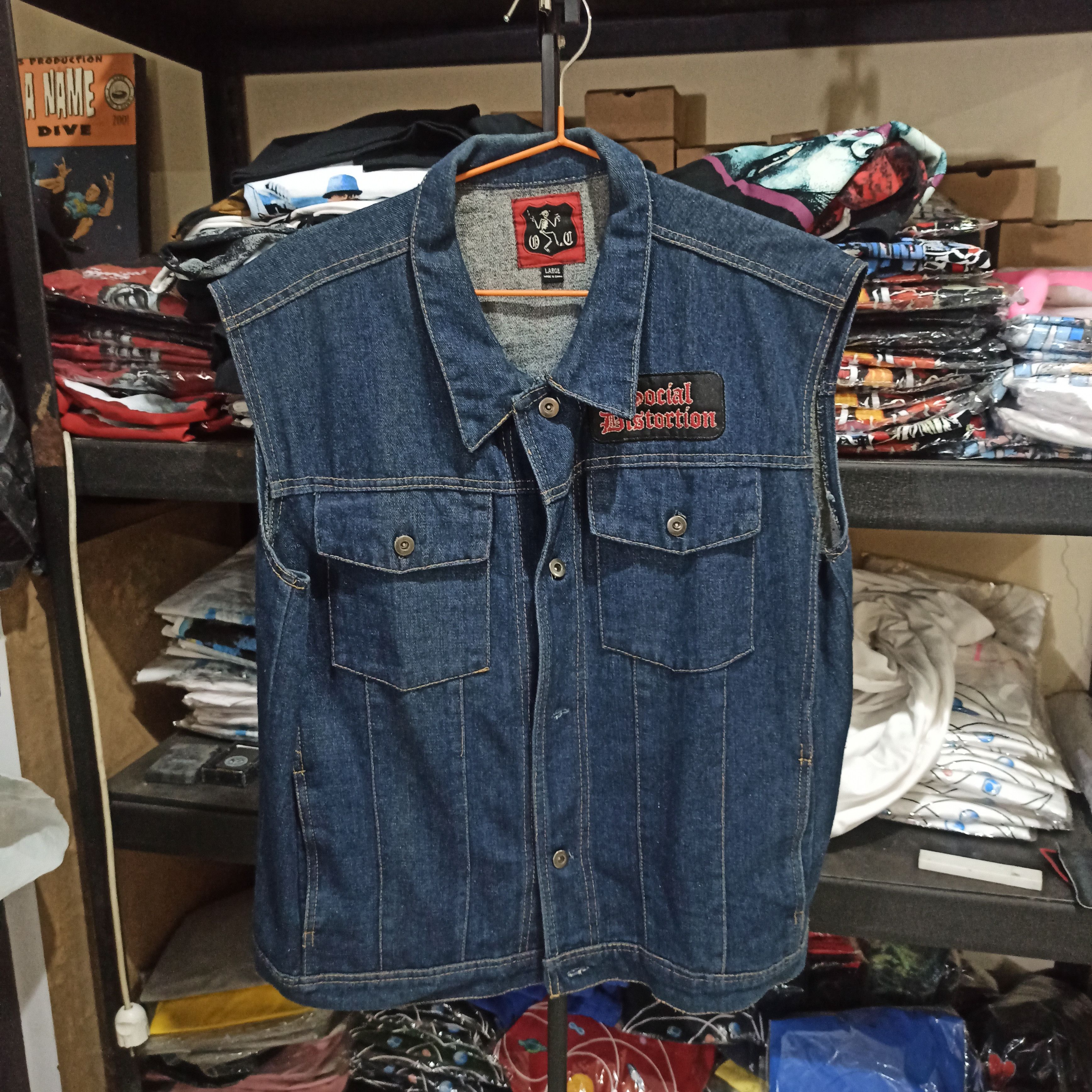 Vintage Vintage Social Distortion Vest Jacket Size US L / EU 52-54 / 3 - 1 Thumbnail