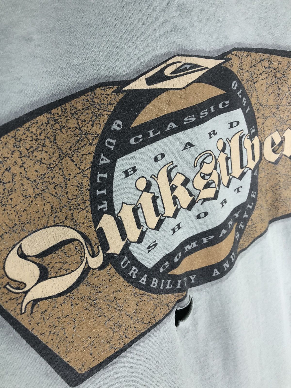 Quiksilver Vintage Quiksilver Big Logo Distressed Tshirt Size US XL / EU 56 / 4 - 16 Thumbnail