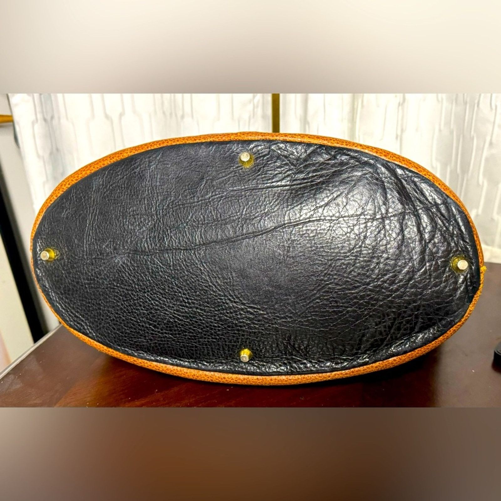 Other Stefani Italian Leather Large Shoulder Bag Size ONE SIZE - 3 Thumbnail