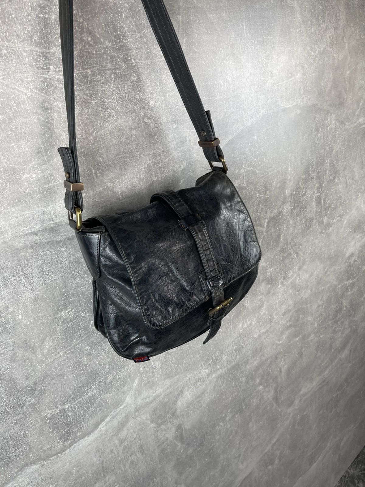 Belstaff × Vintage Belstaff Dark Wax Leather Avant Garde Biker Bag Size ONE SIZE - 3 Thumbnail
