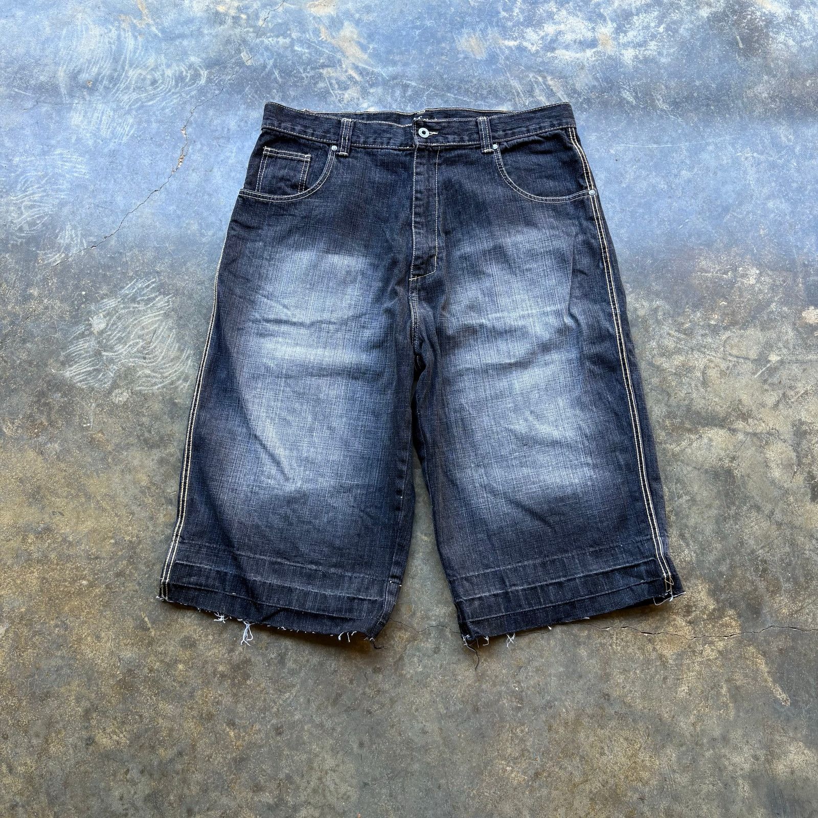 Southpole Vintage y2k Southpole Style Baggy Gradient Jorts Size US 38 / EU 54 - 4 Thumbnail