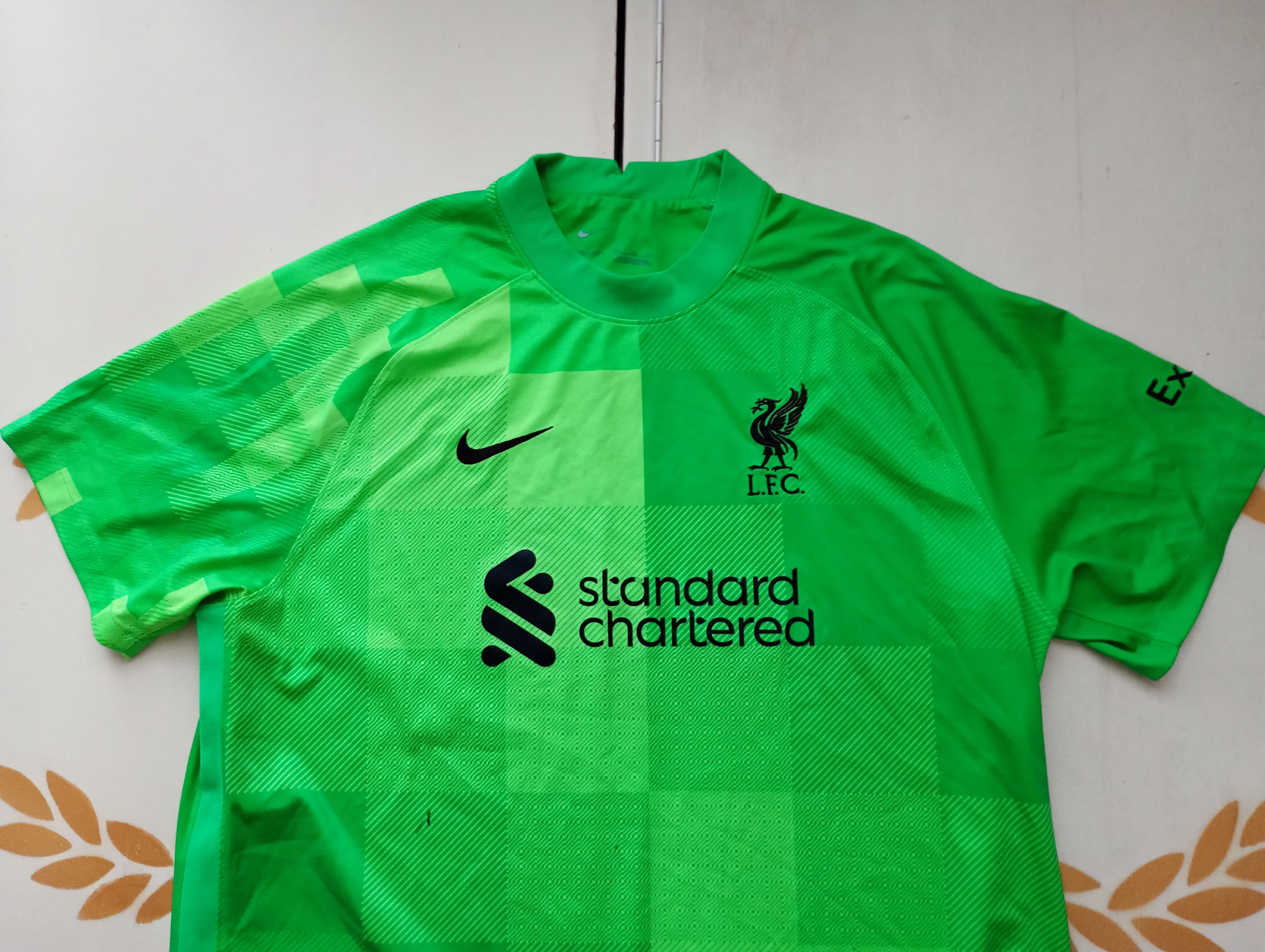 Nike Nike Liverpool FC Goalkeeper Jersey 2021-2022 Size US XL / EU 56 / 4 - 8 Thumbnail